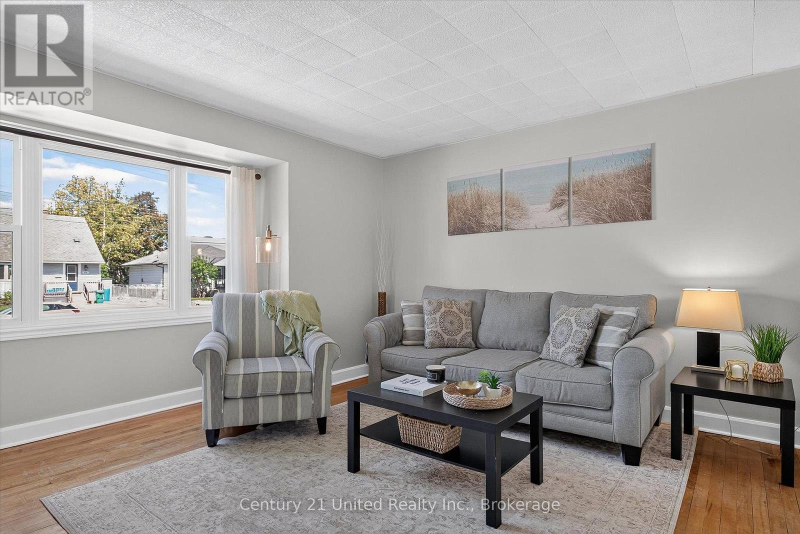 679 Hawley Street, Peterborough (Otonabee Ward 1), Ontario  K9J 4C7 - Photo 4 - X13781148