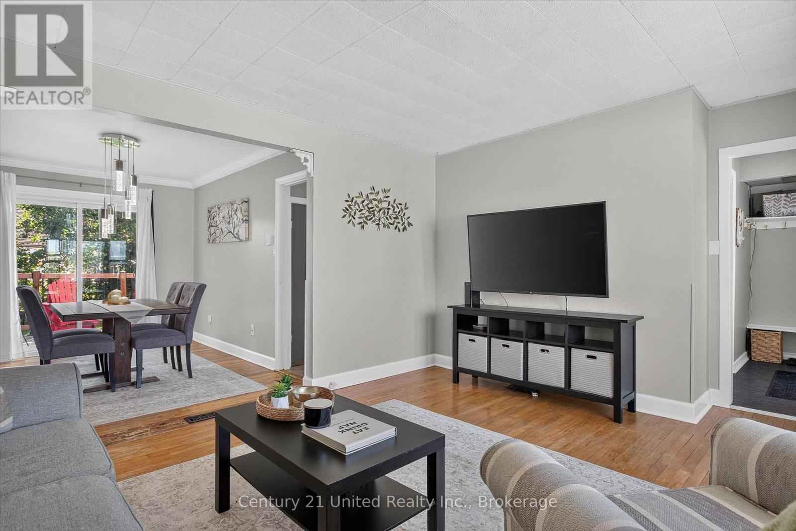 679 Hawley Street, Peterborough (Otonabee Ward 1), Ontario  K9J 4C7 - Photo 5 - X13781148