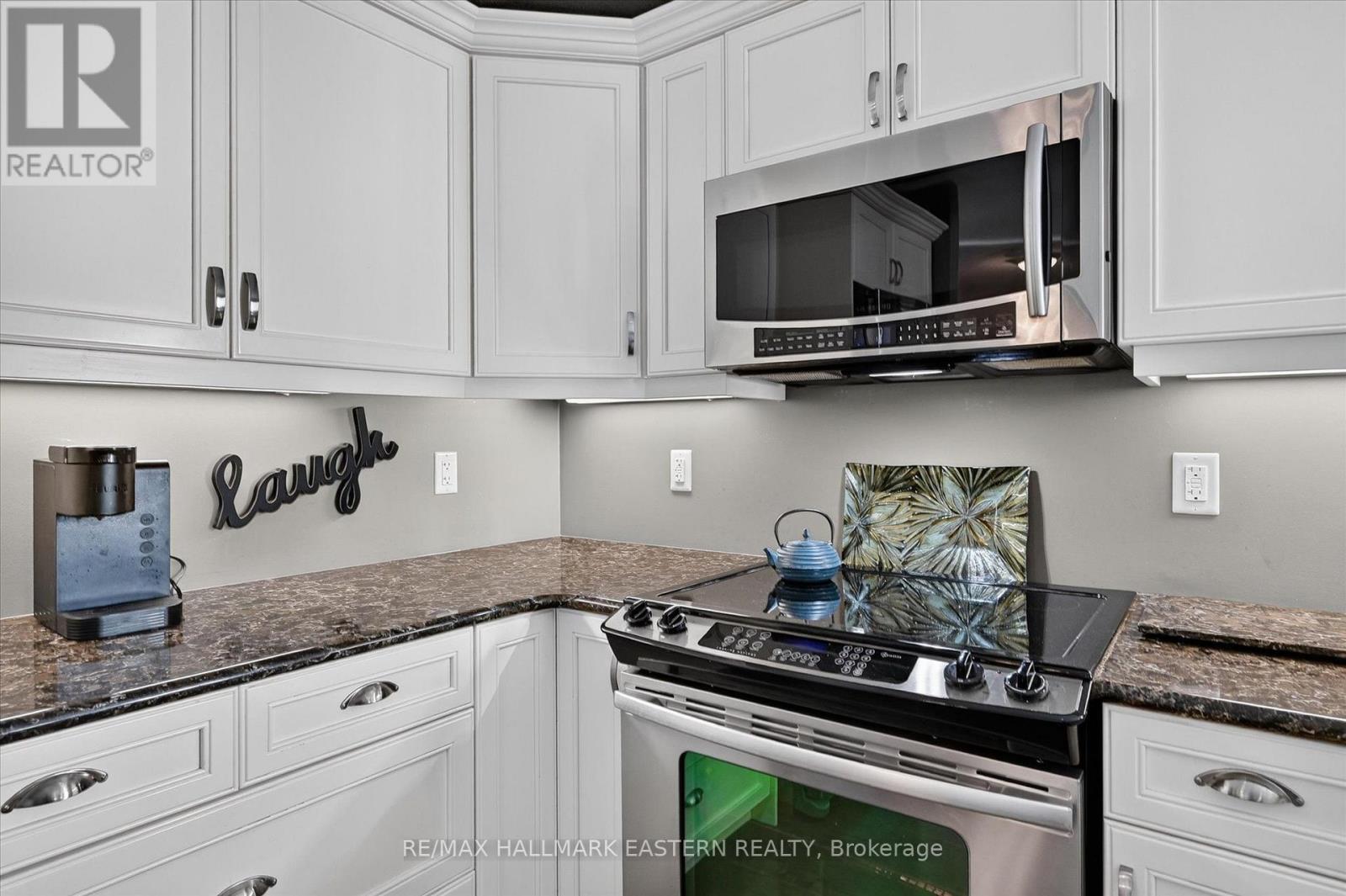 #96 - 301 Carnegie Avenue, Peterborough (Northcrest Ward 5), Ontario  K9L 0E9 - Photo 10 - X13781626