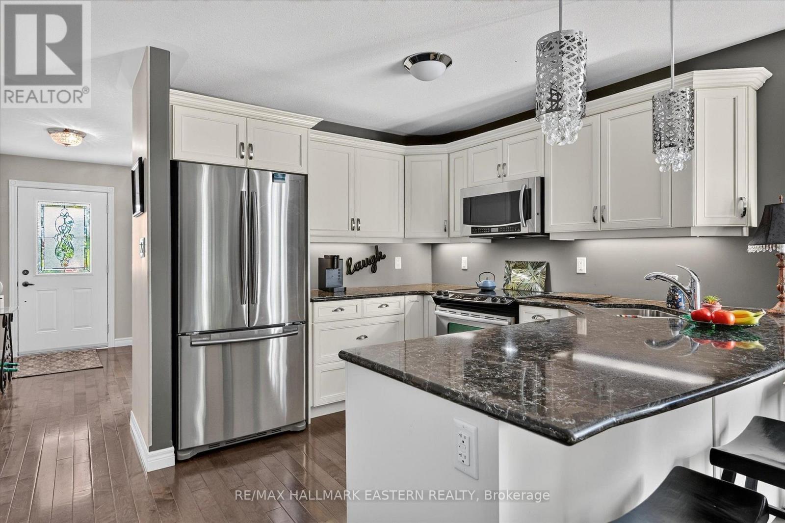 #96 - 301 Carnegie Avenue, Peterborough (Northcrest Ward 5), Ontario  K9L 0E9 - Photo 13 - X13781626