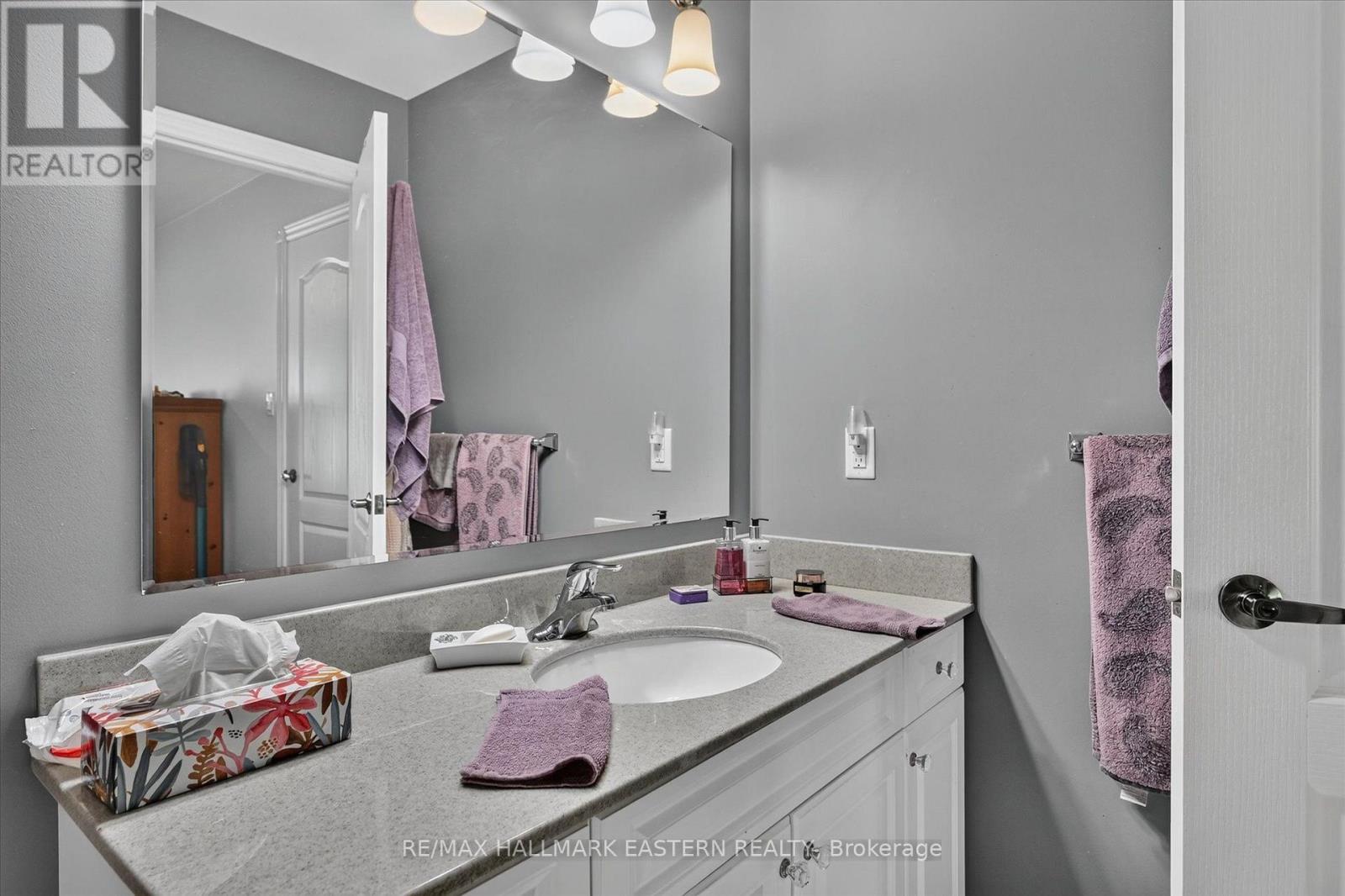 #96 - 301 Carnegie Avenue, Peterborough (Northcrest Ward 5), Ontario  K9L 0E9 - Photo 29 - X13781626