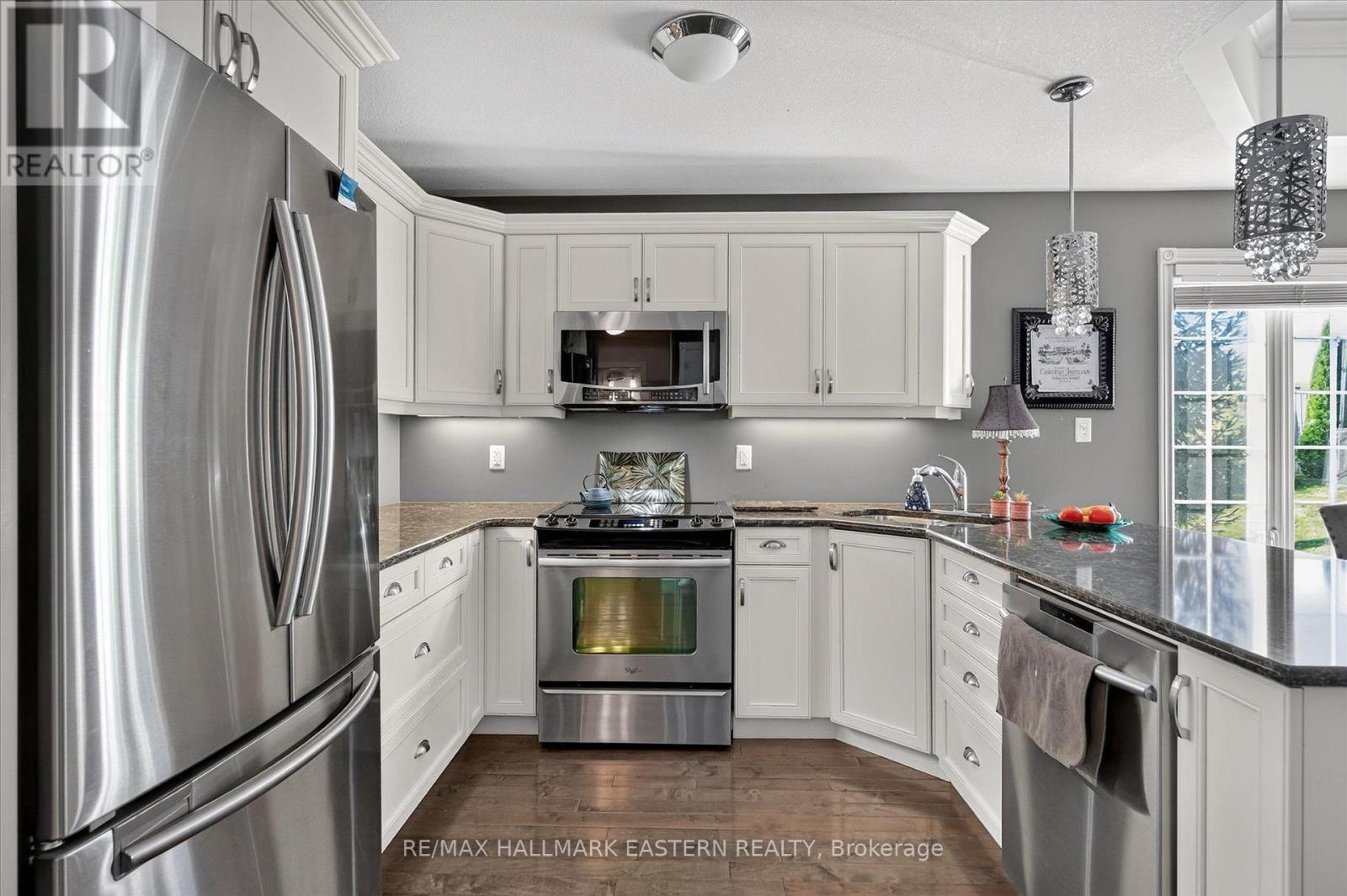 #96 - 301 Carnegie Avenue, Peterborough (Northcrest Ward 5), Ontario  K9L 0E9 - Photo 8 - X13781626