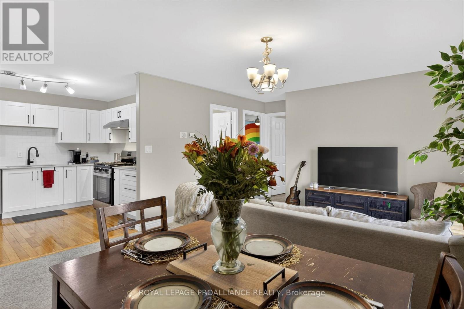 644 Trailview Drive, Peterborough (Ashburnham Ward 4), Ontario  K9J 8P3 - Photo 15 - X13782392