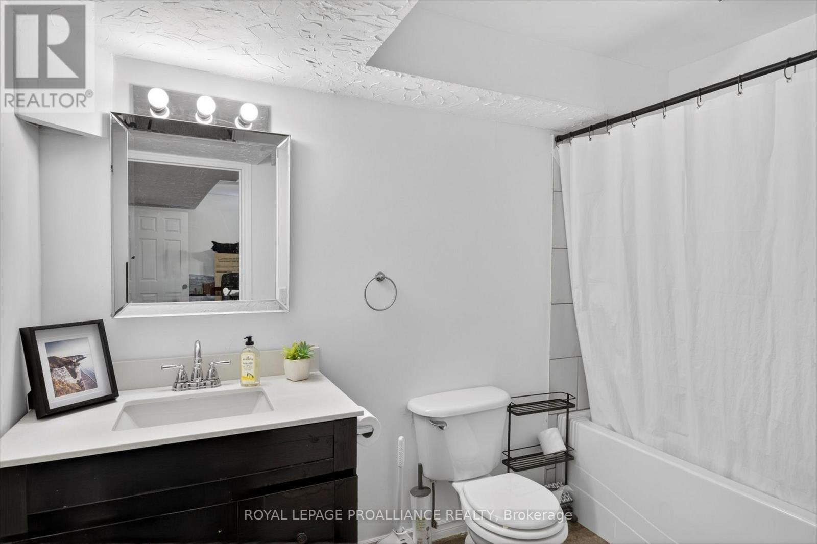 644 Trailview Drive, Peterborough (Ashburnham Ward 4), Ontario  K9J 8P3 - Photo 35 - X13782392