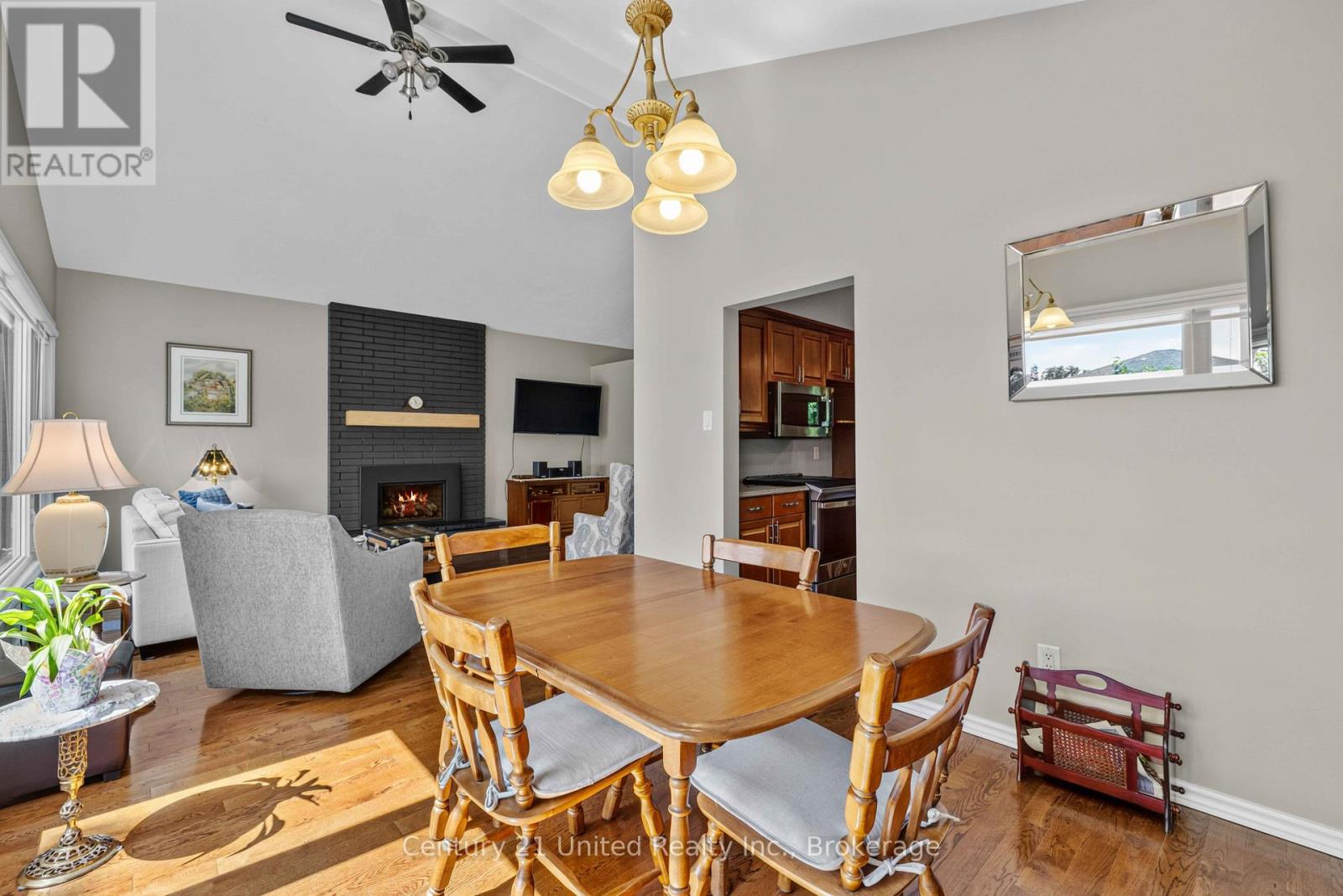 1225 Milburn Street, Peterborough (Northcrest Ward 5), Ontario  K9H 6P3 - Photo 7 - X13782474