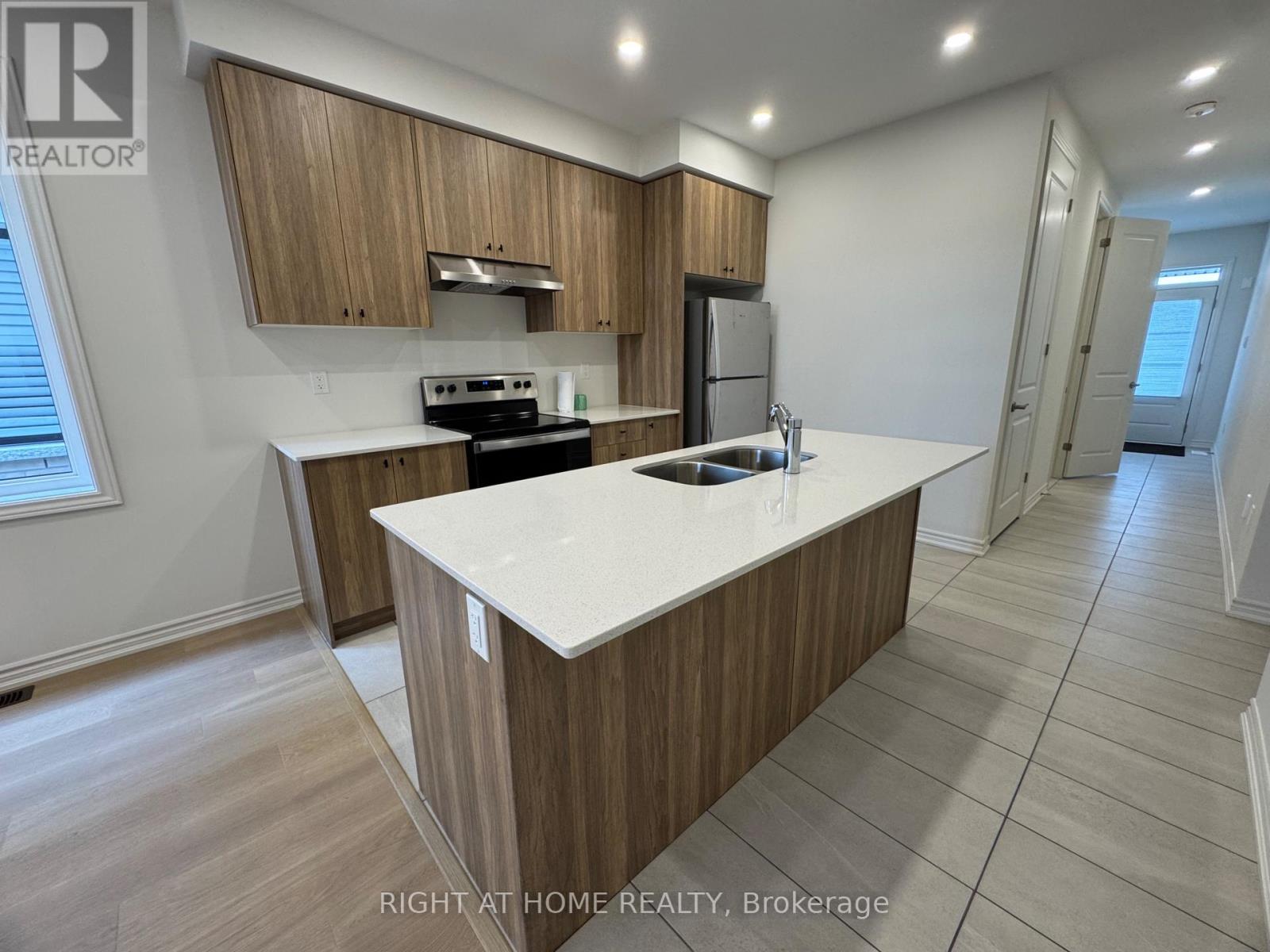 Main - 60 Debois Street, Kawartha Lakes (Lindsay), Ontario  K9V 6A9 - Photo 20 - X13782796