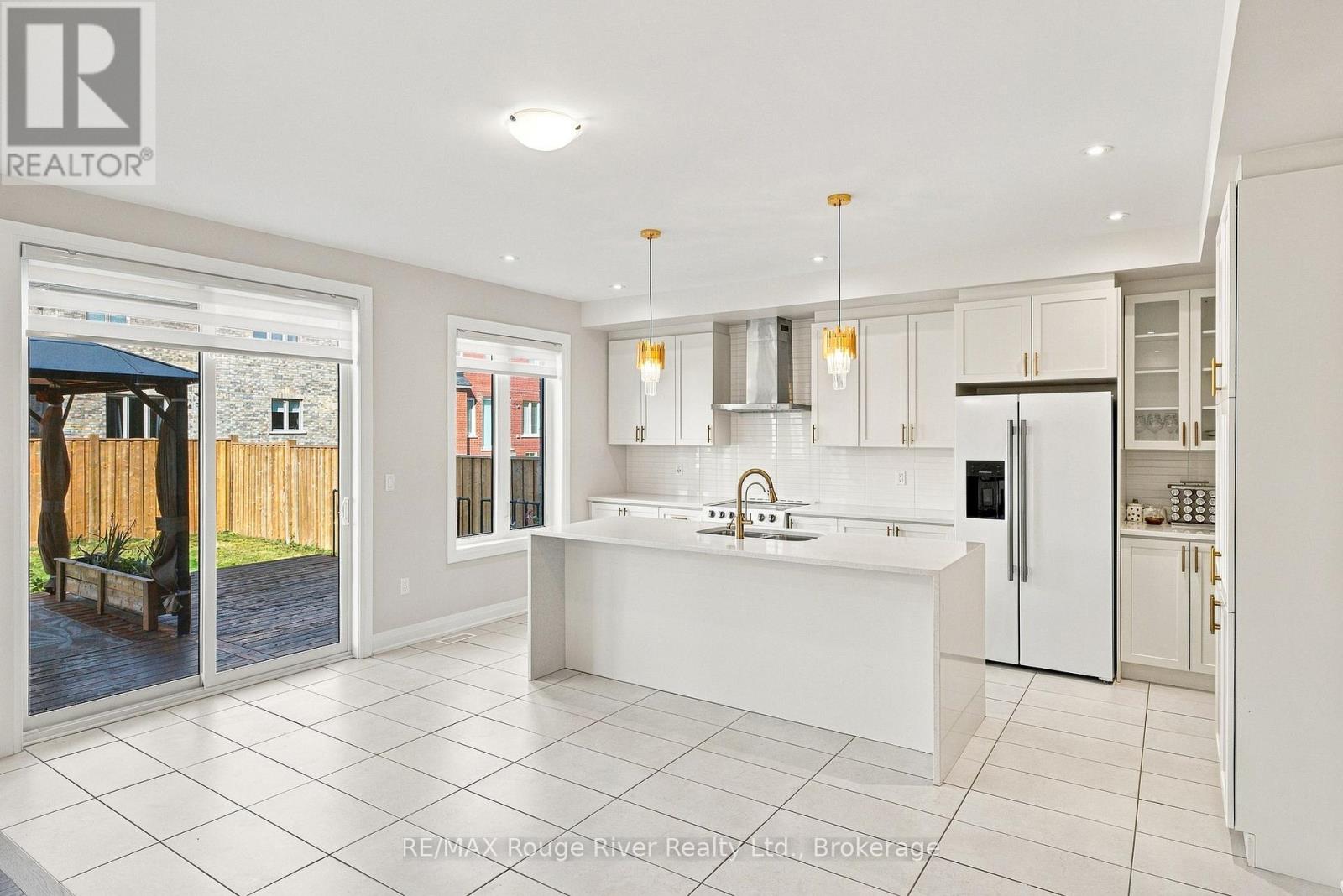 26 Rogerson Street, Clarington (Newcastle), Ontario  L1B 0W4 - Photo 12 - E13785332
