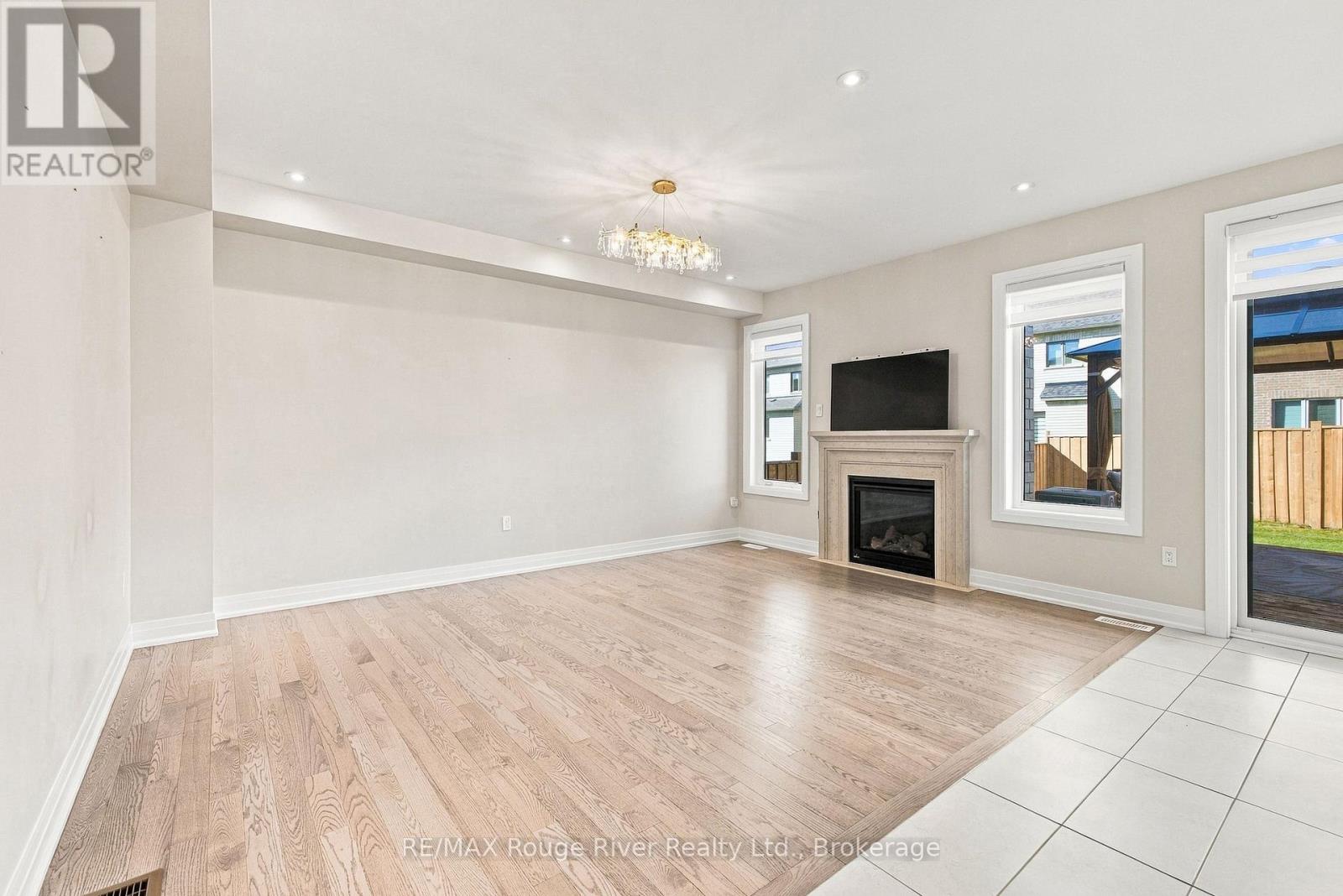 26 Rogerson Street, Clarington (Newcastle), Ontario  L1B 0W4 - Photo 13 - E13785332