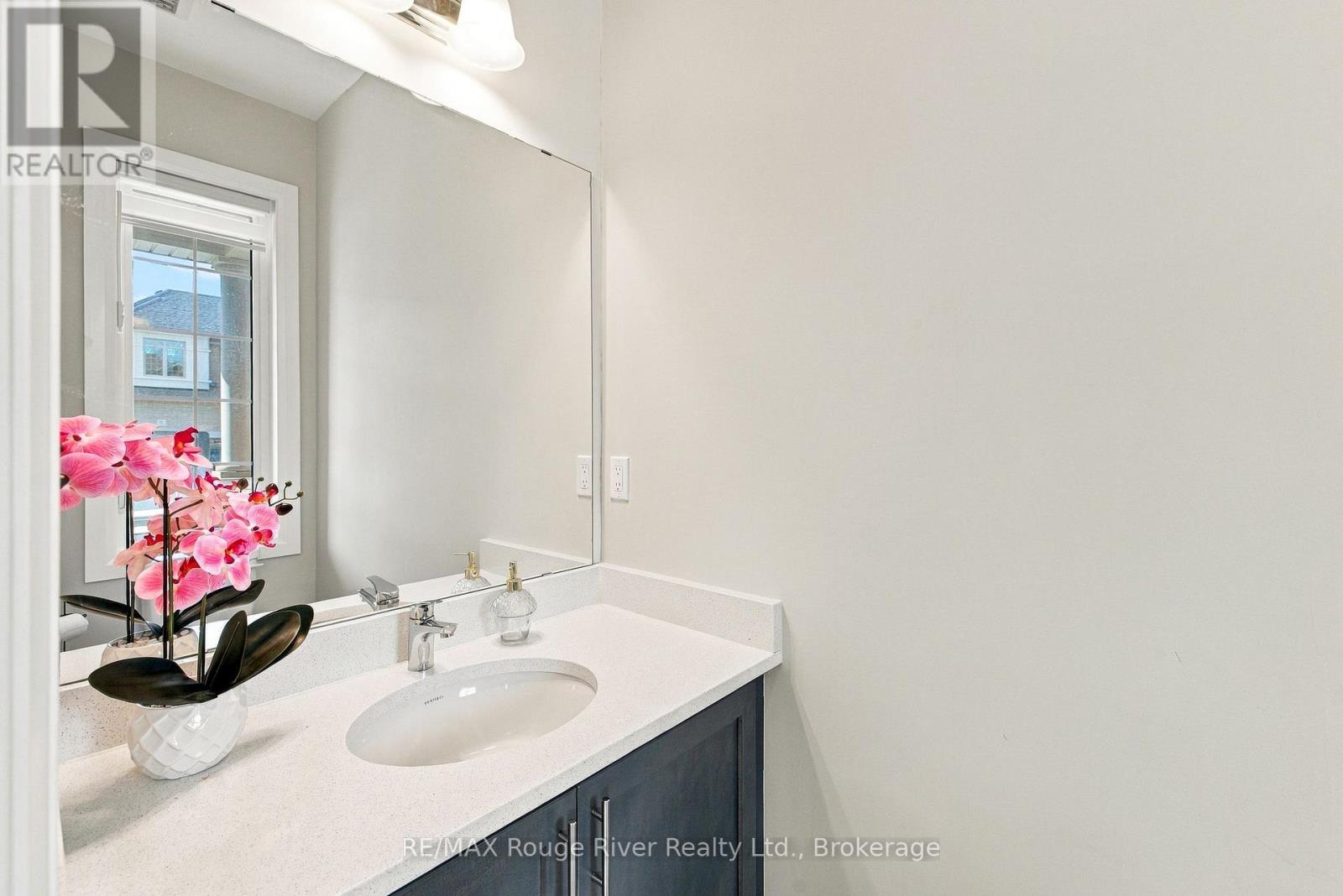 26 Rogerson Street, Clarington (Newcastle), Ontario  L1B 0W4 - Photo 16 - E13785332