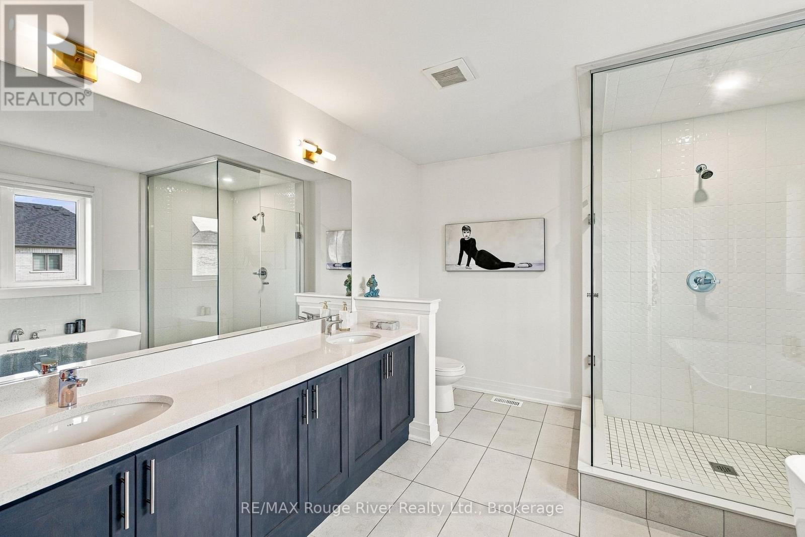 26 Rogerson Street, Clarington (Newcastle), Ontario  L1B 0W4 - Photo 25 - E13785332