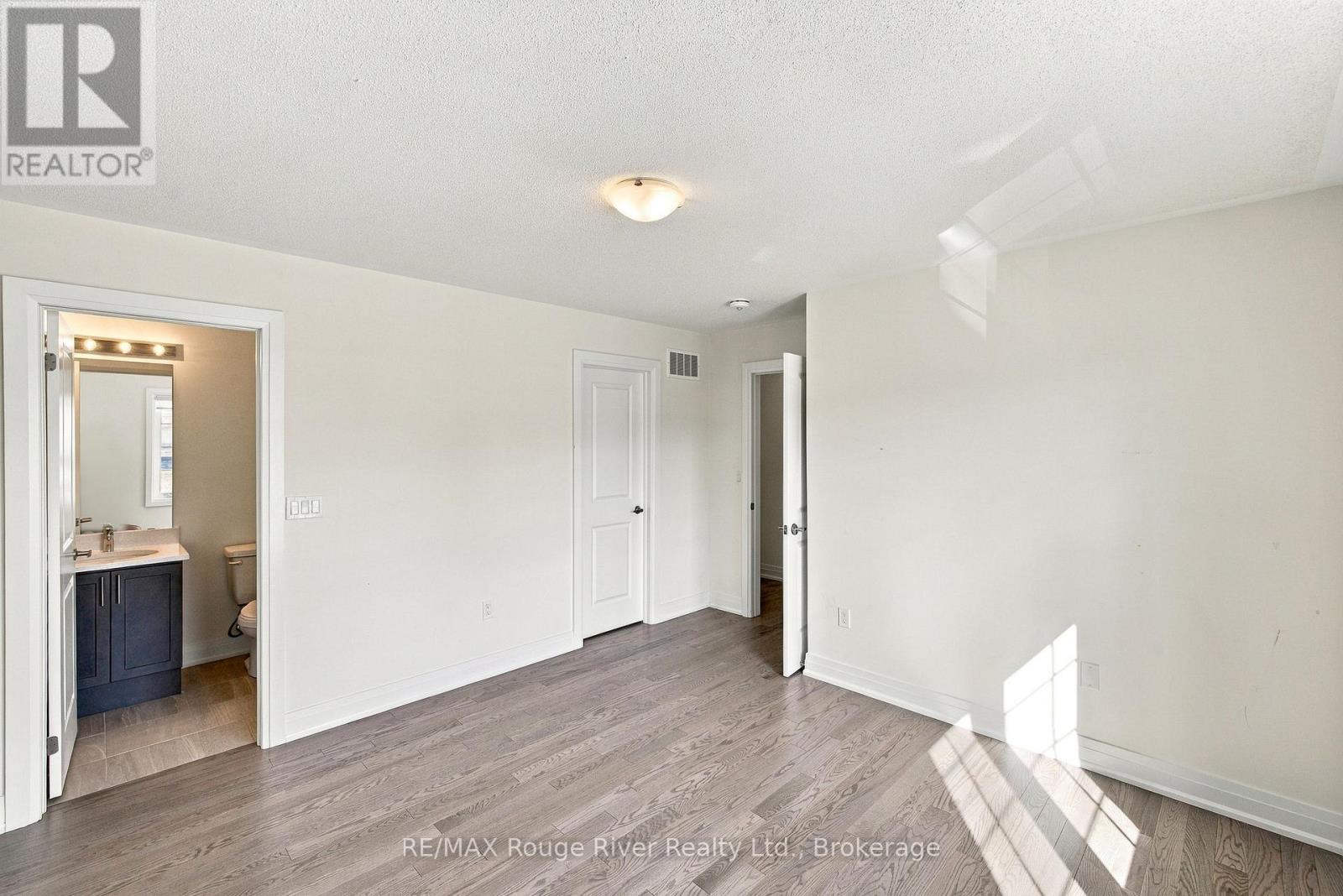 26 Rogerson Street, Clarington (Newcastle), Ontario  L1B 0W4 - Photo 29 - E13785332
