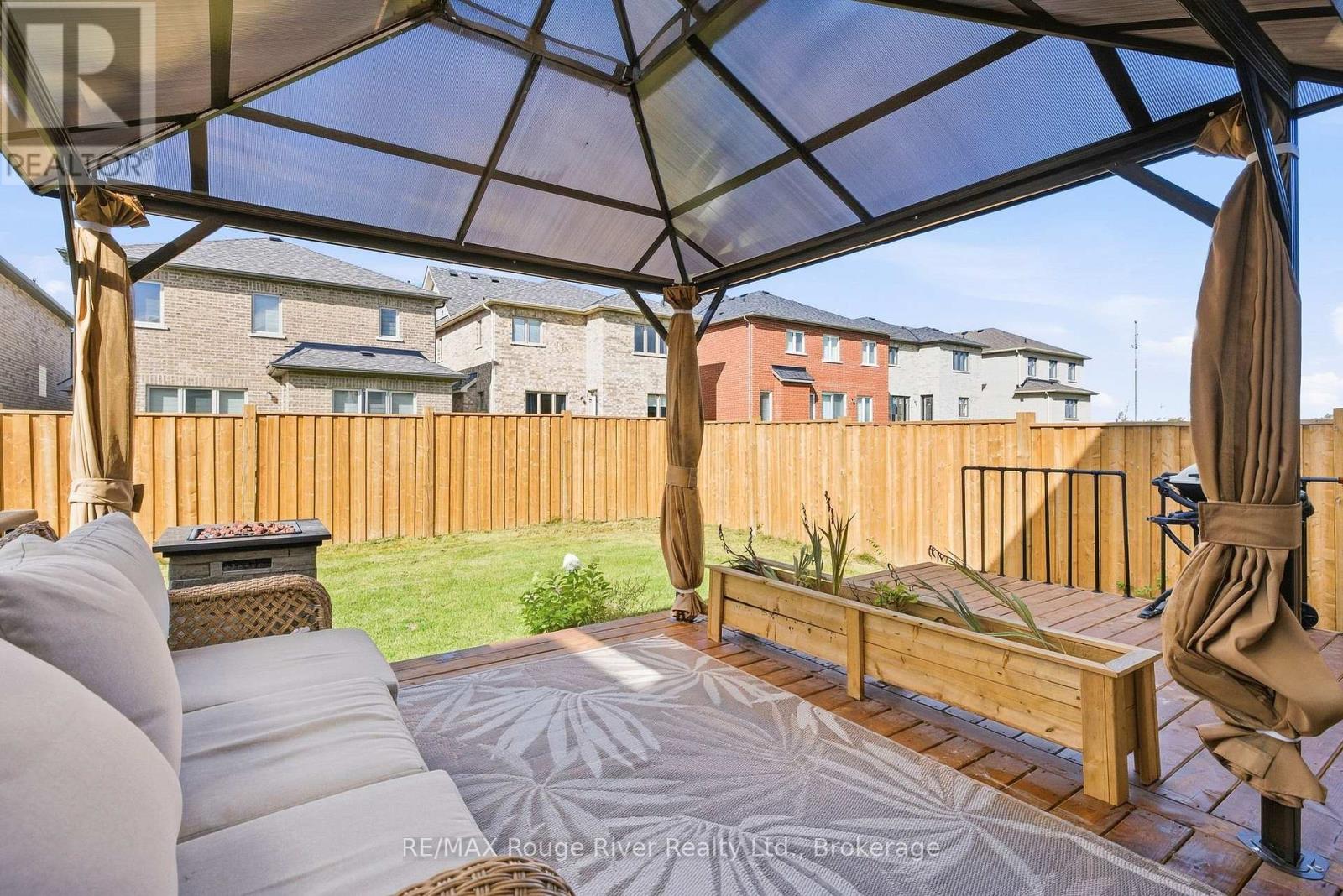 26 Rogerson Street, Clarington (Newcastle), Ontario  L1B 0W4 - Photo 40 - E13785332