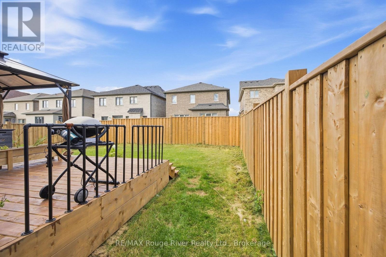 26 Rogerson Street, Clarington (Newcastle), Ontario  L1B 0W4 - Photo 47 - E13785332