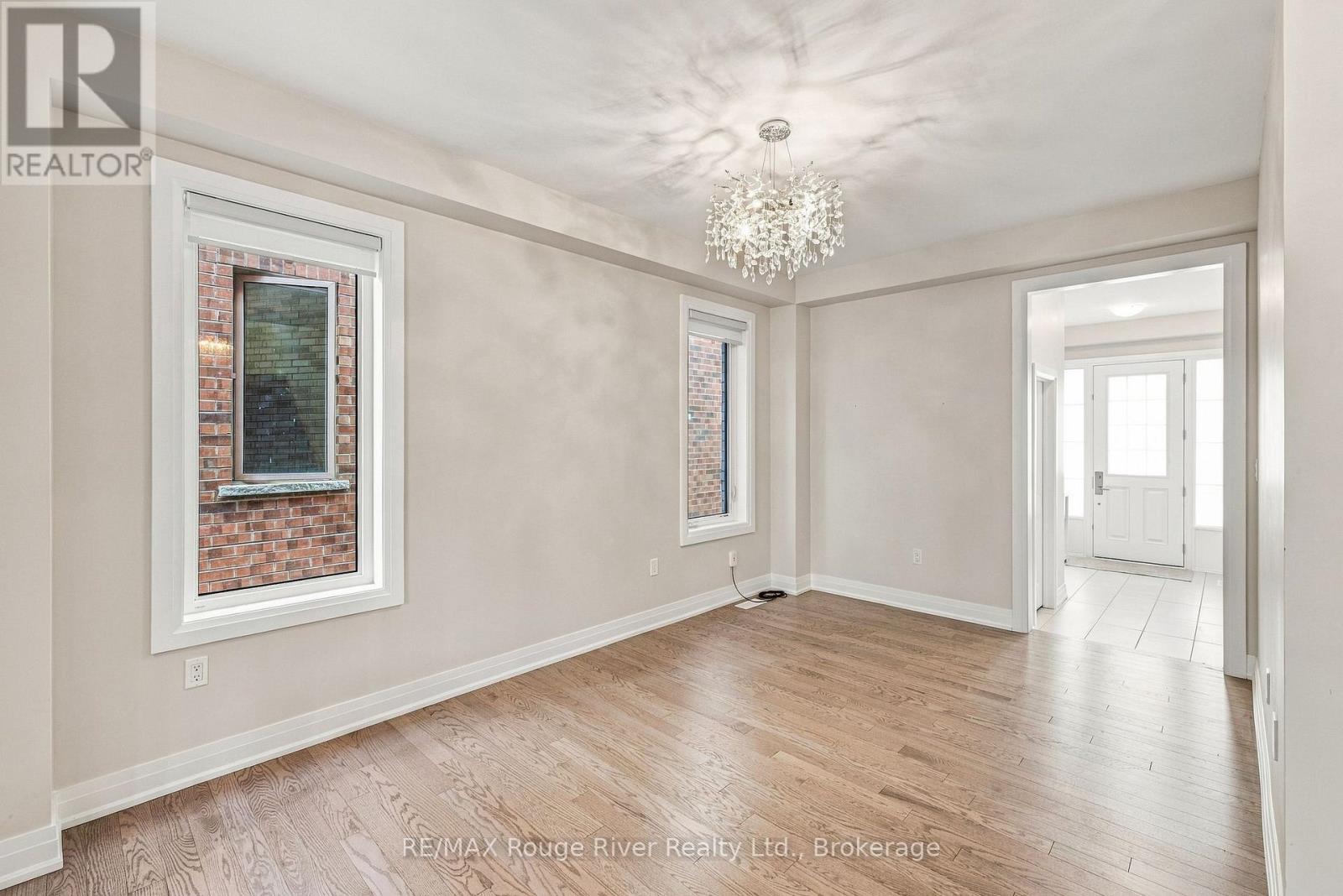 26 Rogerson Street, Clarington (Newcastle), Ontario  L1B 0W4 - Photo 8 - E13785332