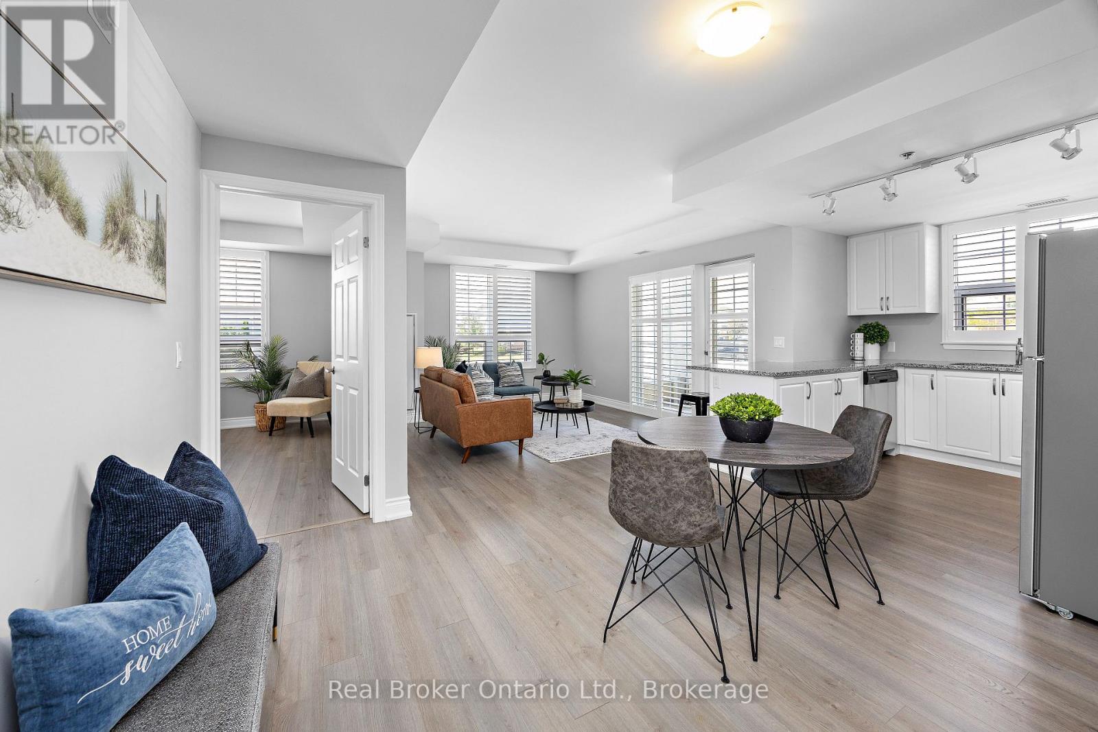 216 - 21 Brookhouse Drive, Clarington (Newcastle), Ontario  L1B 0V4 - Photo 13 - E13785552