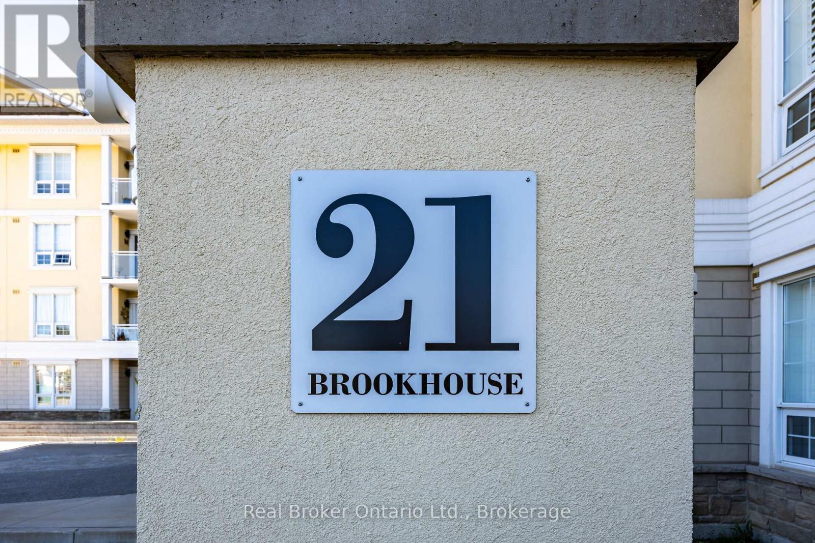 216 - 21 Brookhouse Drive, Clarington (Newcastle), Ontario  L1B 0V4 - Photo 3 - E13785552
