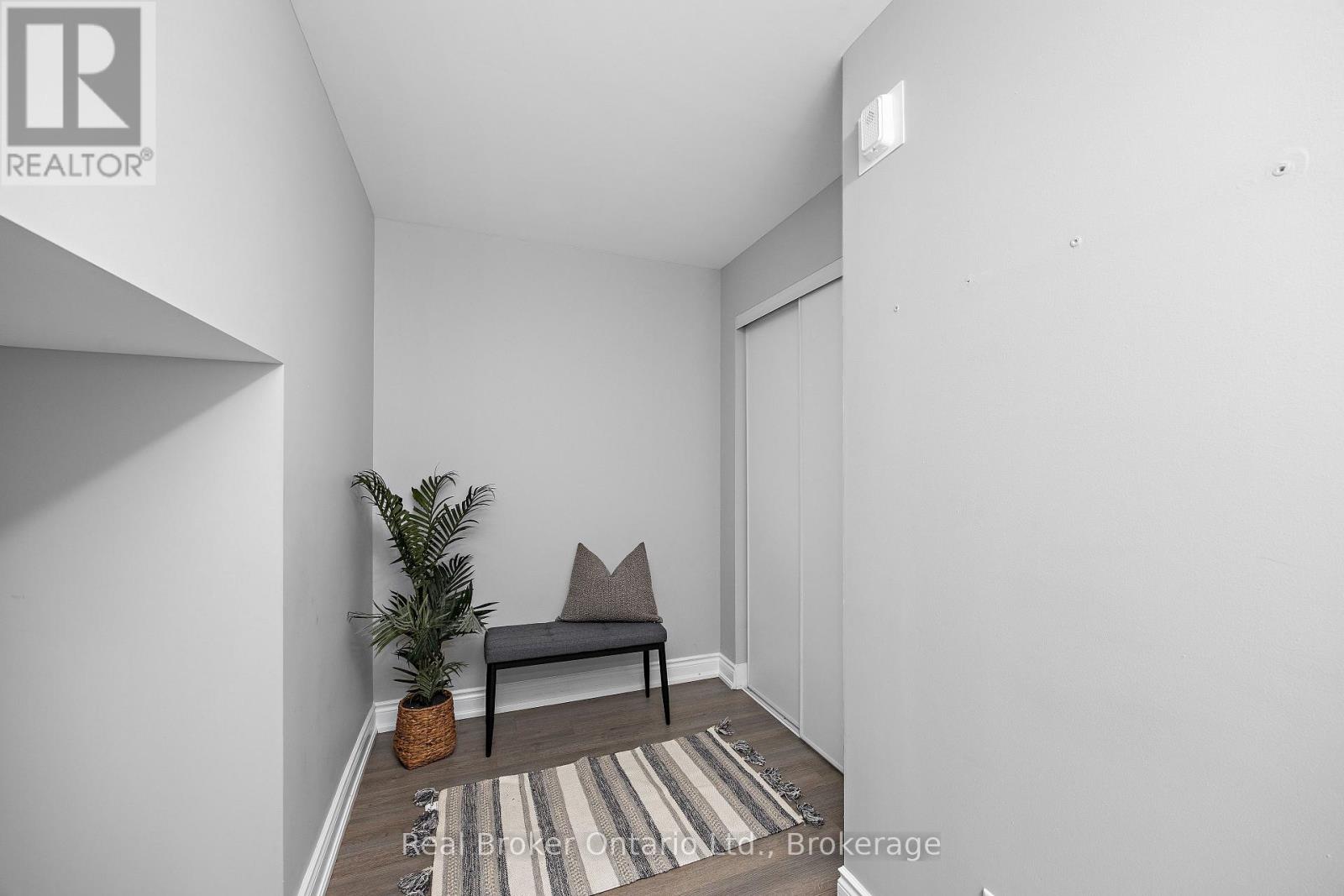216 - 21 Brookhouse Drive, Clarington (Newcastle), Ontario  L1B 0V4 - Photo 7 - E13785552