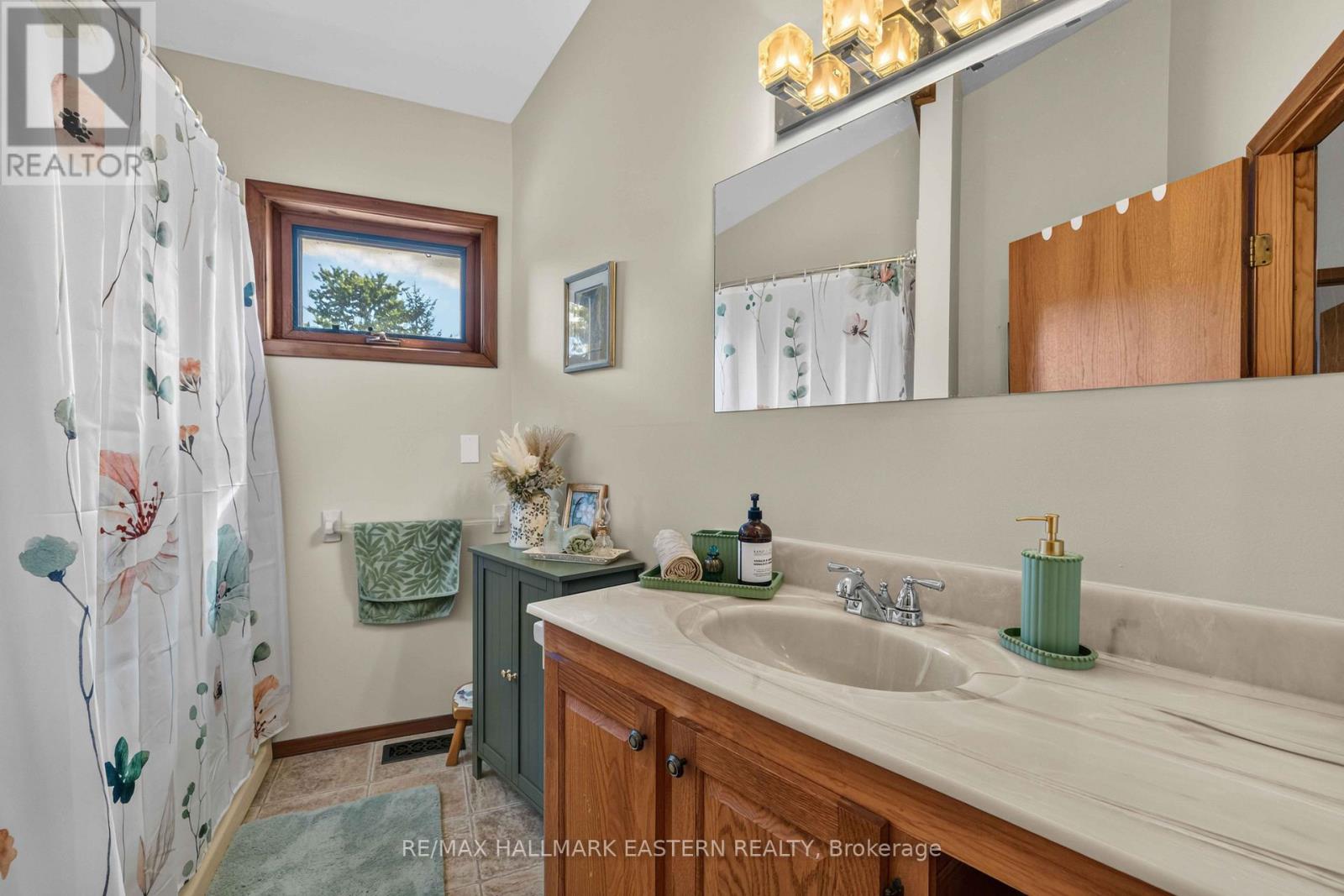 25 Balsam Road, Kawartha Lakes (Fenelon), Ontario  K9V 4R6 - Photo 18 - X13785542