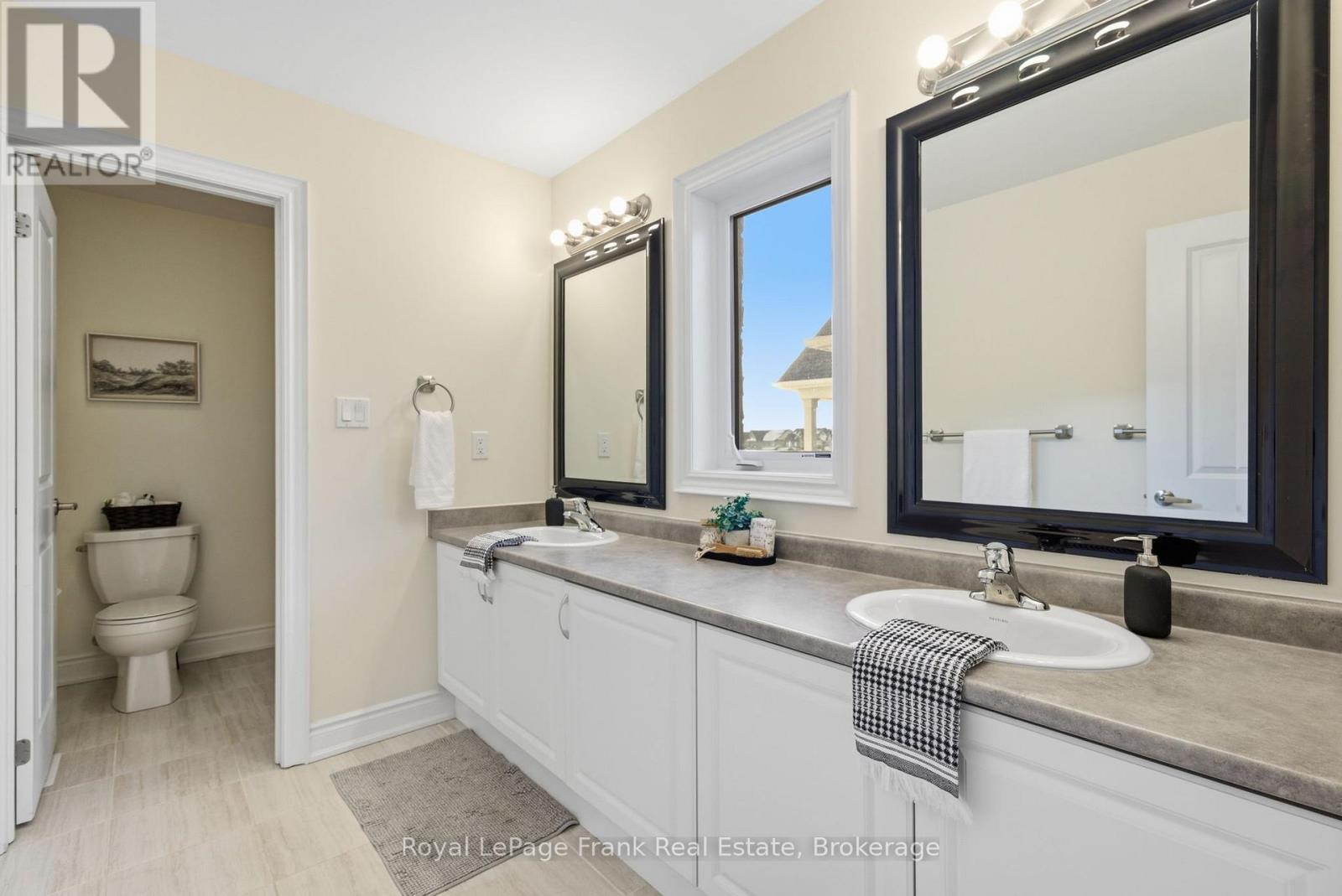 60 Hennessey Crescent, Kawartha Lakes (Lindsay), Ontario  K9V 0P3 - Photo 37 - X13786486