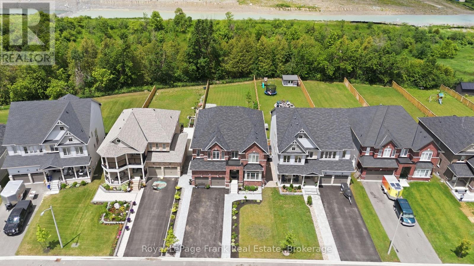 60 Hennessey Crescent, Kawartha Lakes (Lindsay), Ontario  K9V 0P3 - Photo 5 - X13786486