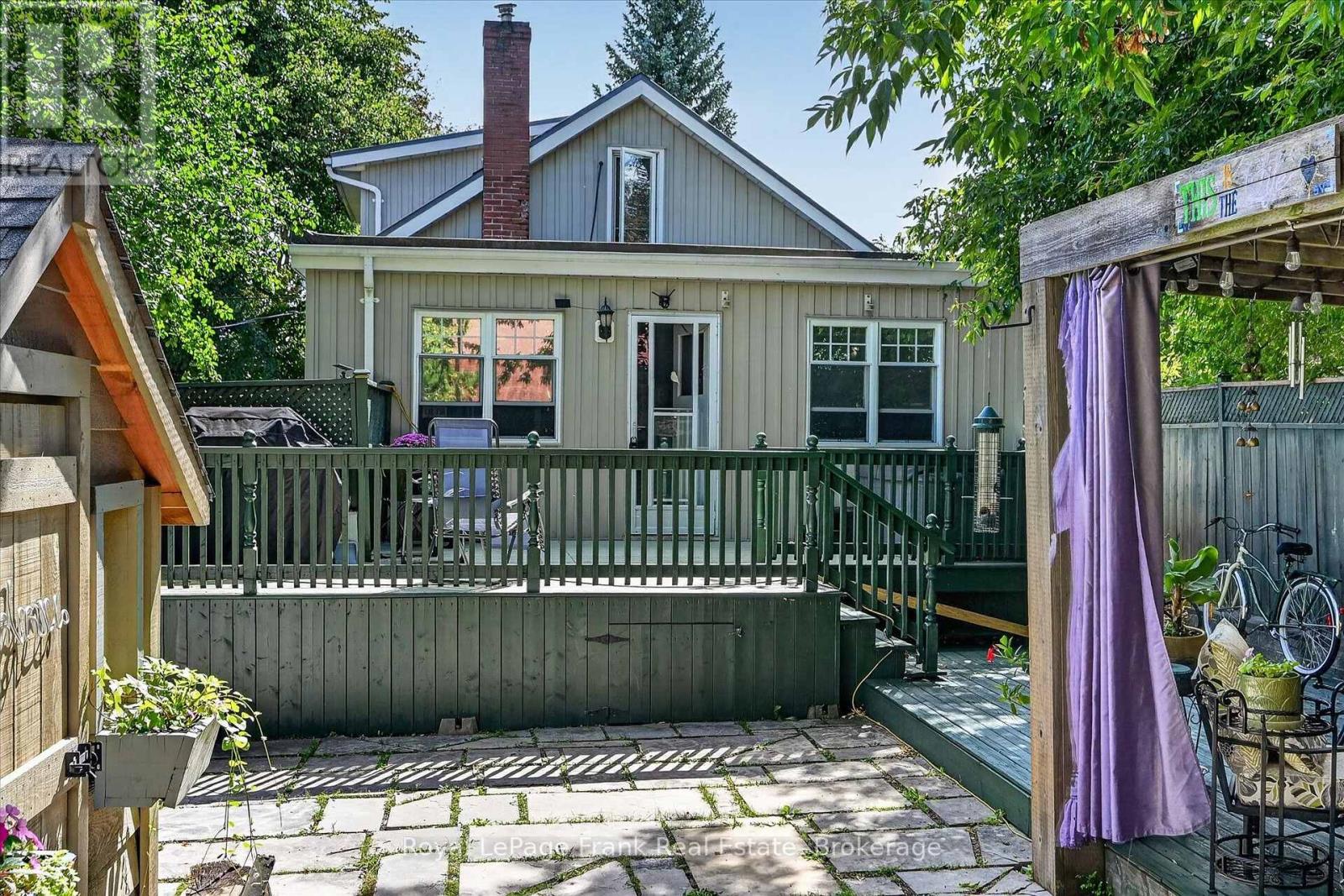 404 LONDON STREET, peterborough (town ward 3), Ontario