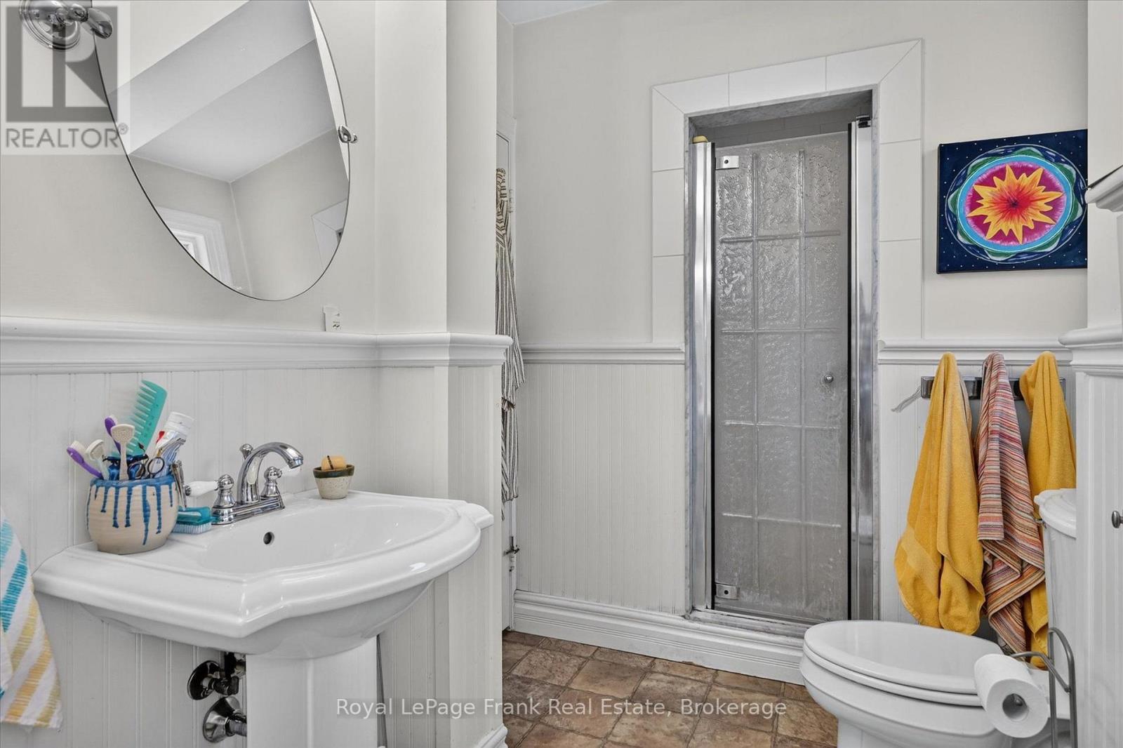 404 London Street, Peterborough (Town Ward 3), Ontario  K9H 3A3 - Photo 20 - X13786586