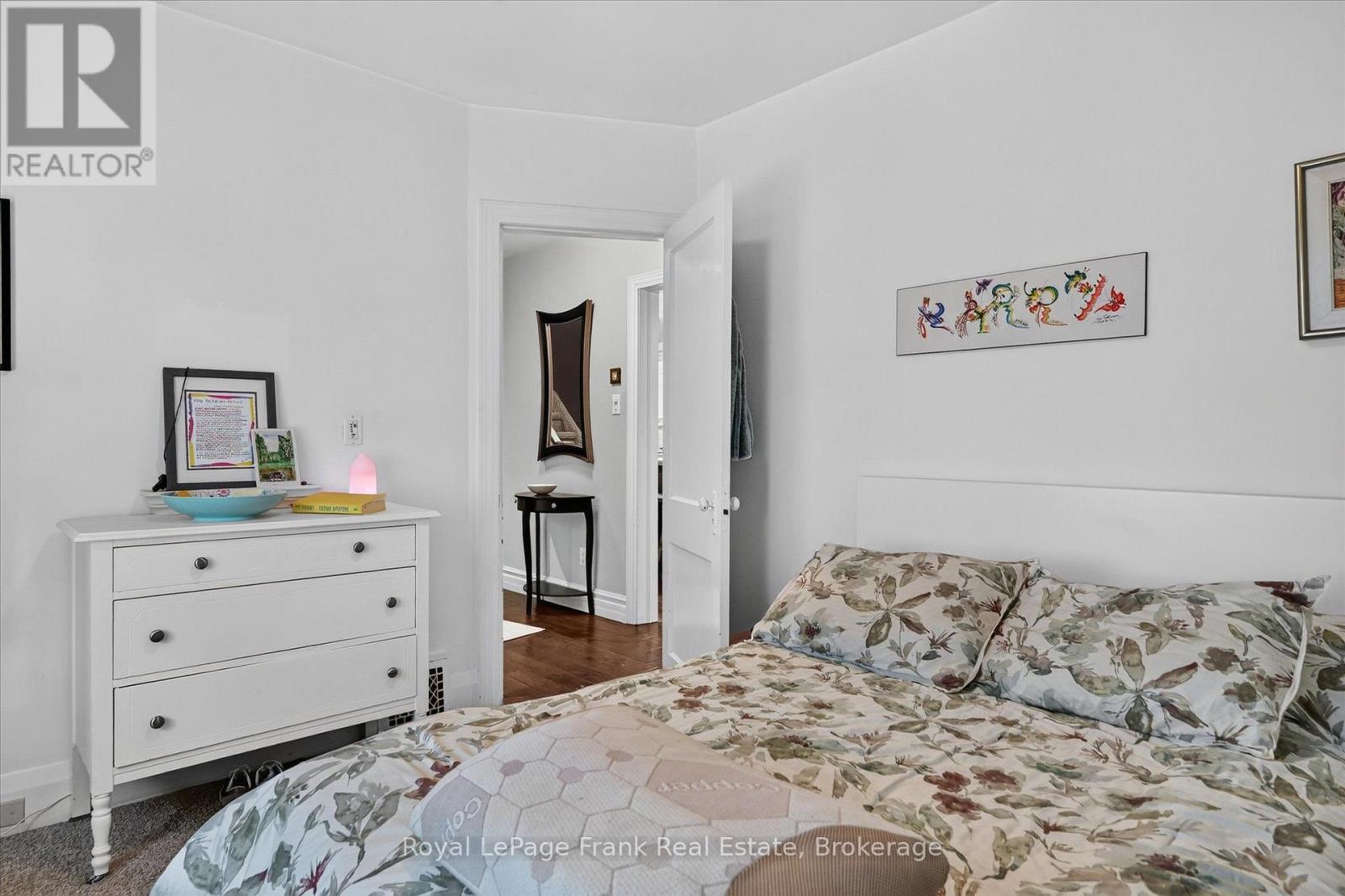 404 London Street, Peterborough (Town Ward 3), Ontario  K9H 3A3 - Photo 22 - X13786586