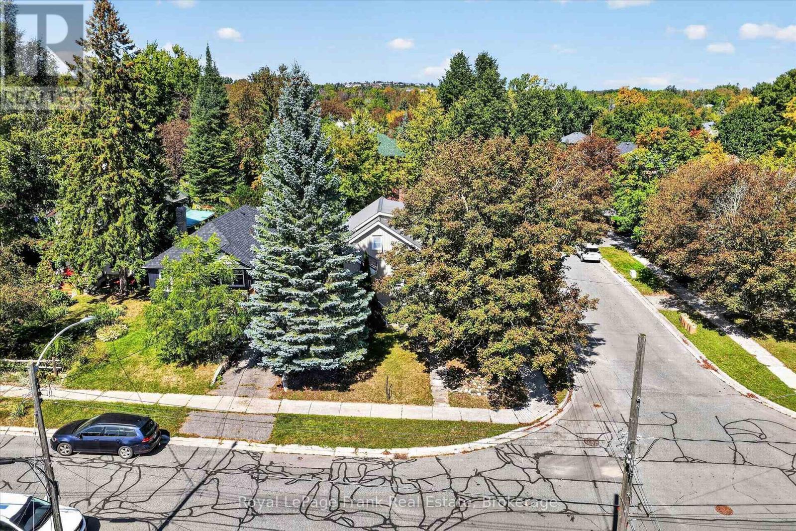 404 London Street, Peterborough (Town Ward 3), Ontario  K9H 3A3 - Photo 38 - X13786586