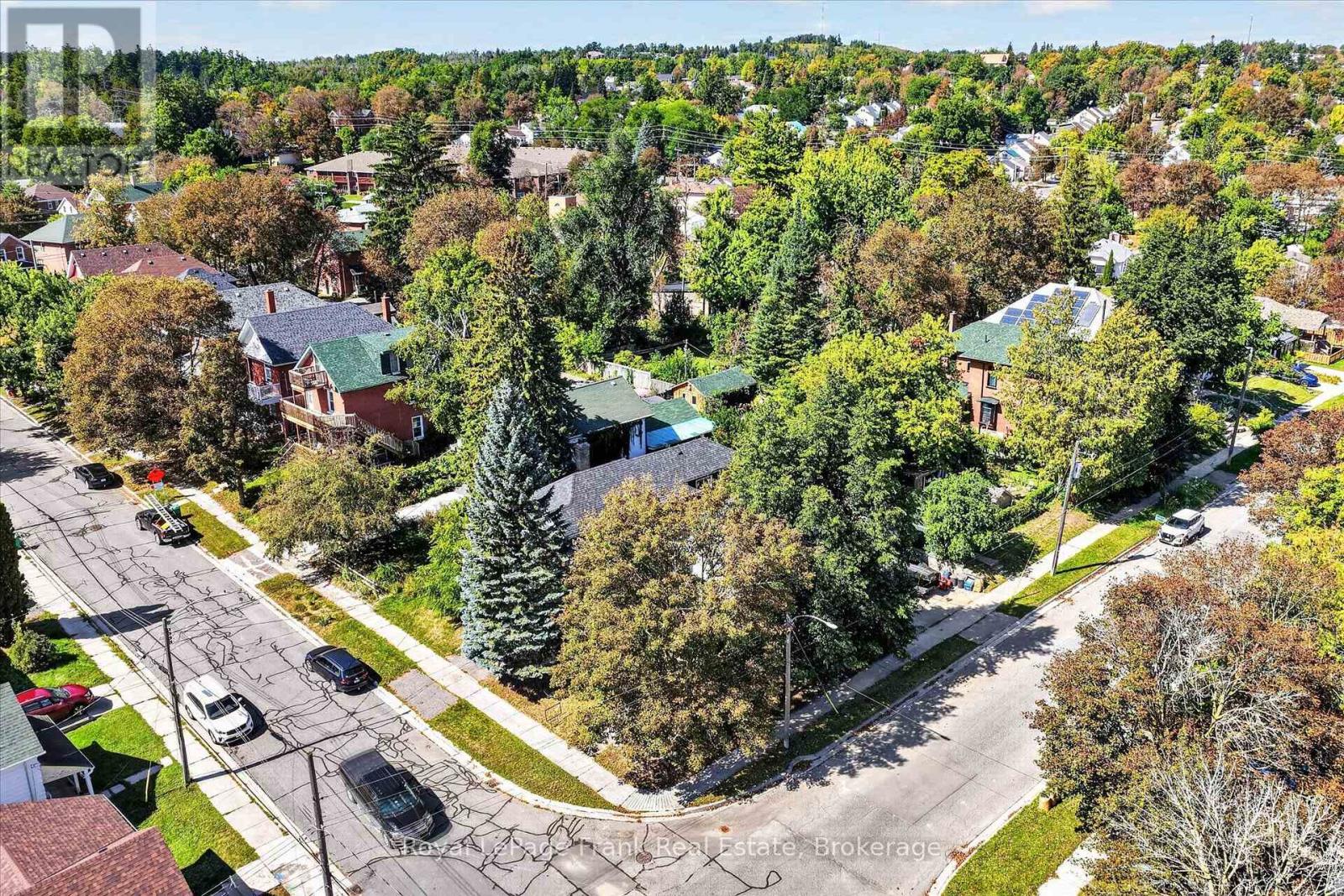 404 London Street, Peterborough (Town Ward 3), Ontario  K9H 3A3 - Photo 39 - X13786586