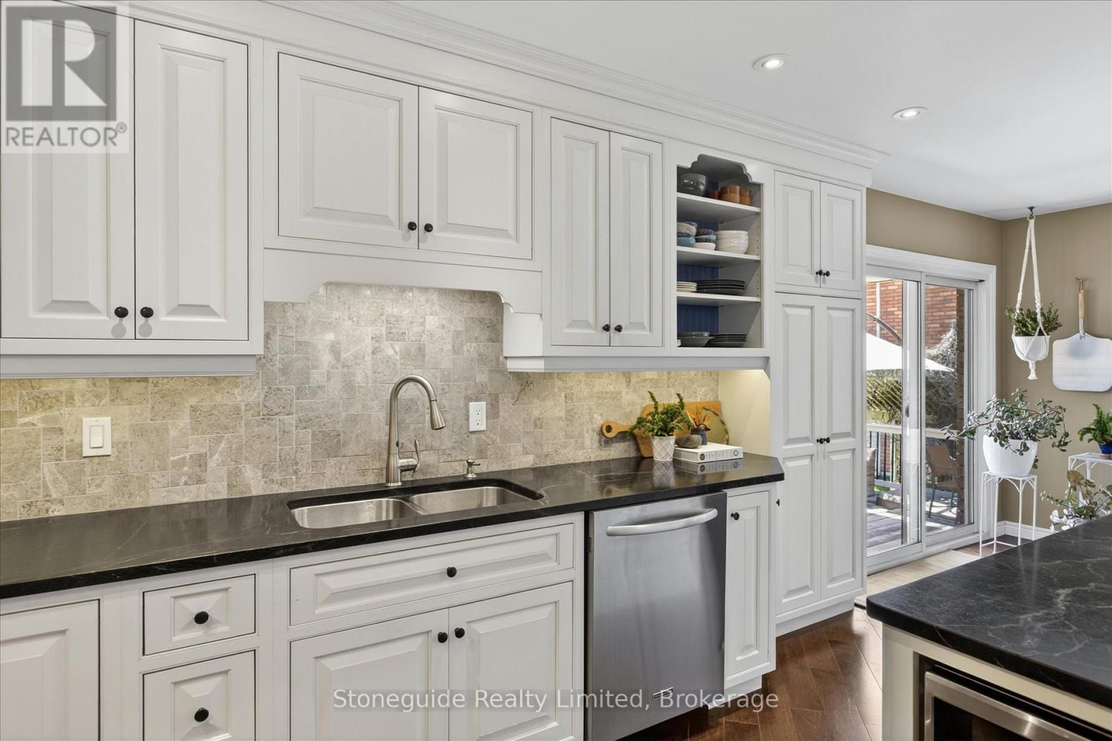 1580 College Park Drive, Peterborough (Otonabee Ward 1), Ontario  K9K 2G9 - Photo 10 - X13786714