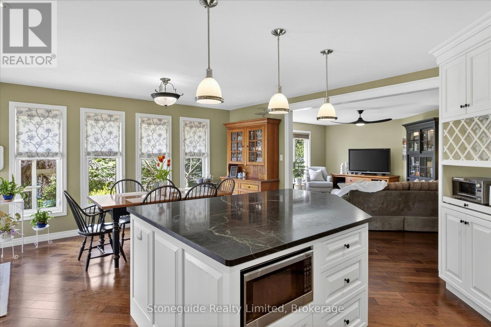 1580 College Park Drive, Peterborough (Otonabee Ward 1), Ontario  K9K 2G9 - Photo 11 - X13786714