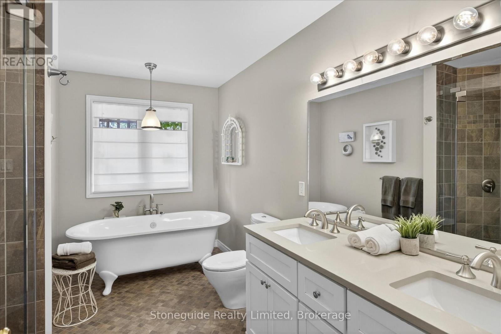1580 College Park Drive, Peterborough (Otonabee Ward 1), Ontario  K9K 2G9 - Photo 21 - X13786714