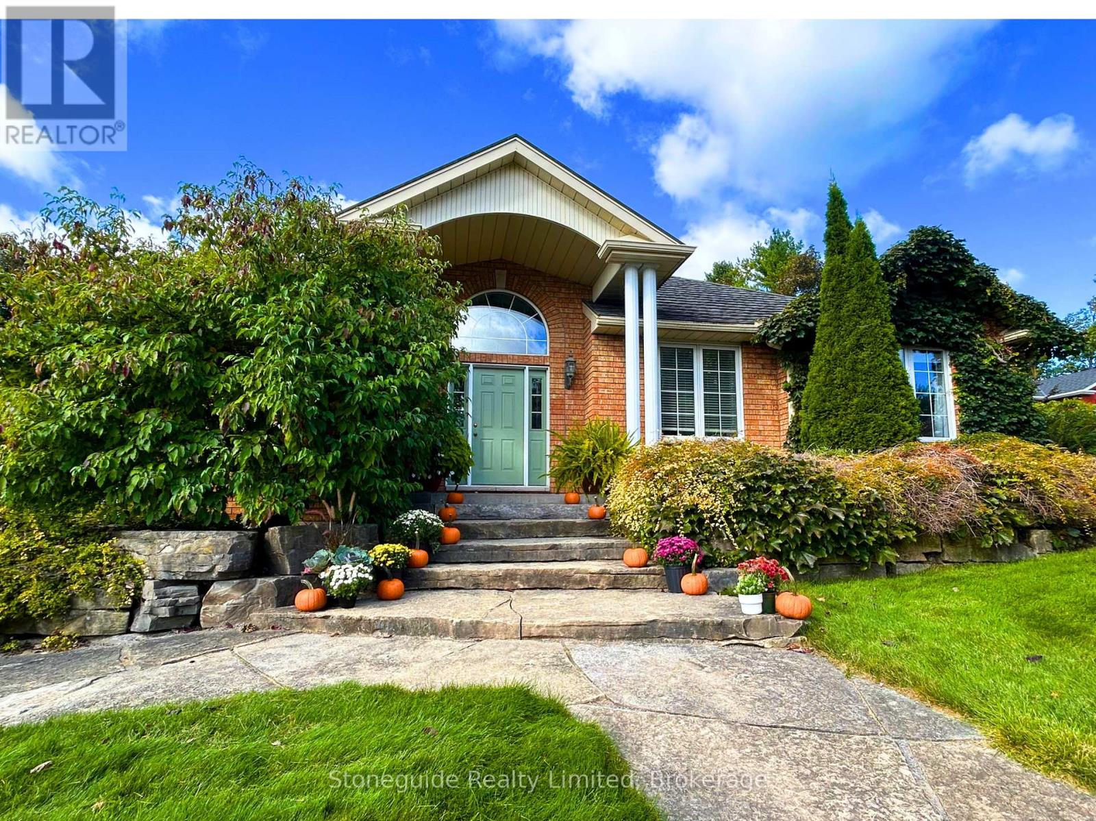 1580 College Park Drive, Peterborough (Otonabee Ward 1), Ontario  K9K 2G9 - Photo 3 - X13786714