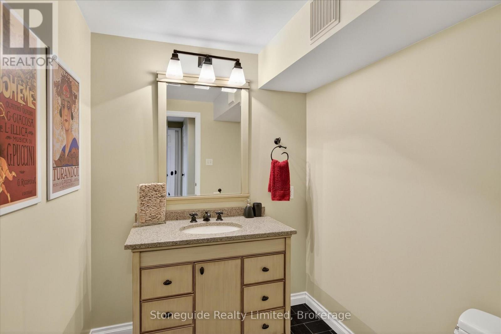 1580 College Park Drive, Peterborough (Otonabee Ward 1), Ontario  K9K 2G9 - Photo 32 - X13786714