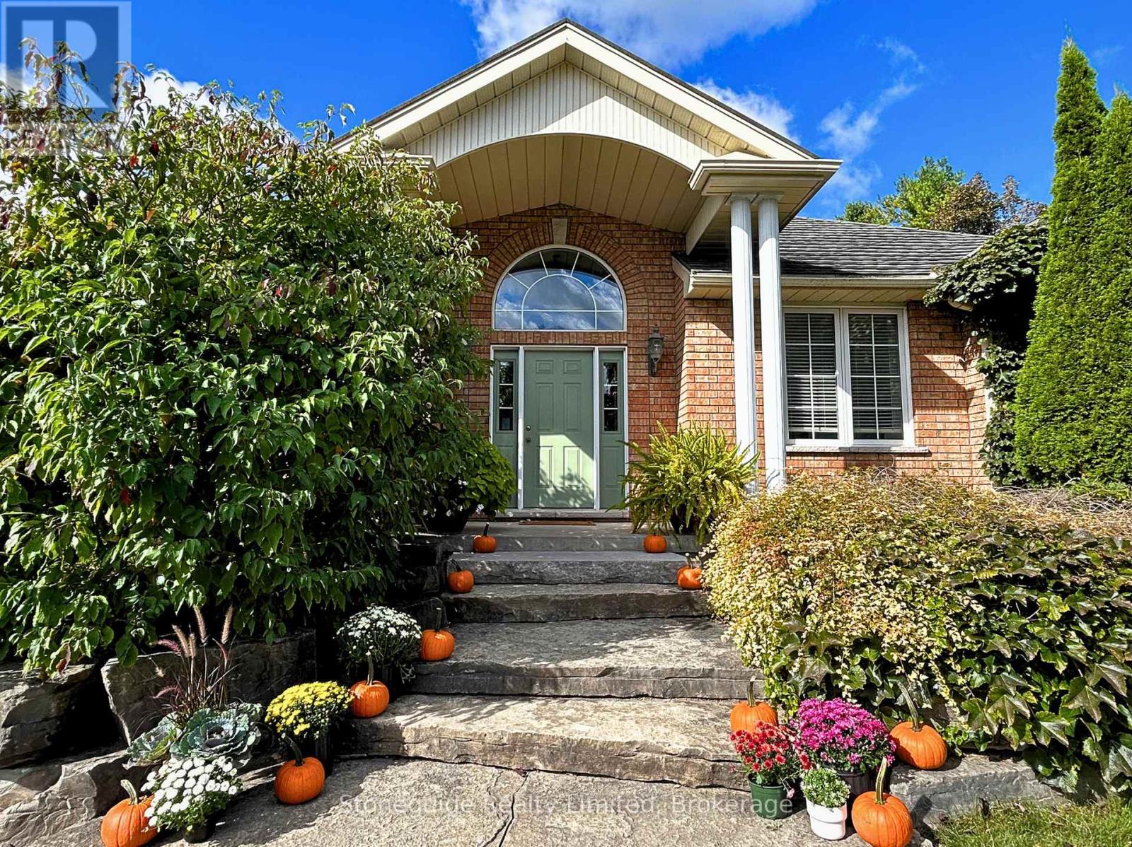 1580 College Park Drive, Peterborough (Otonabee Ward 1), Ontario  K9K 2G9 - Photo 38 - X13786714