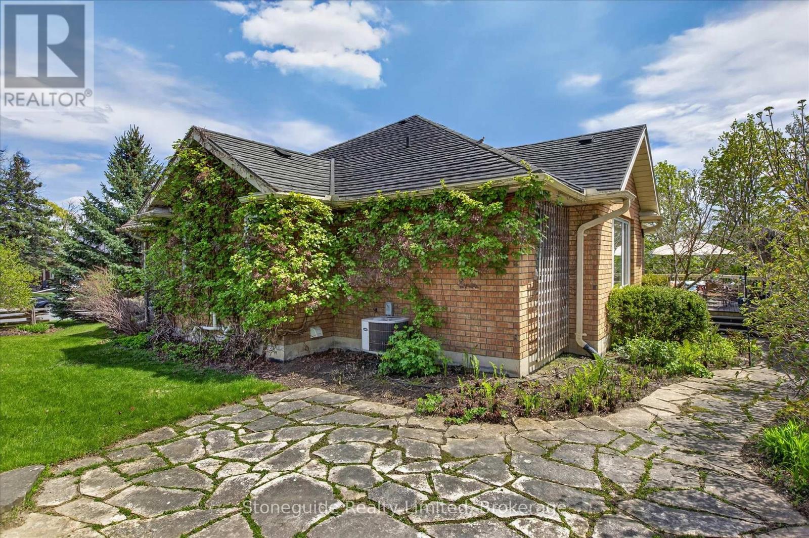 1580 College Park Drive, Peterborough (Otonabee Ward 1), Ontario  K9K 2G9 - Photo 39 - X13786714