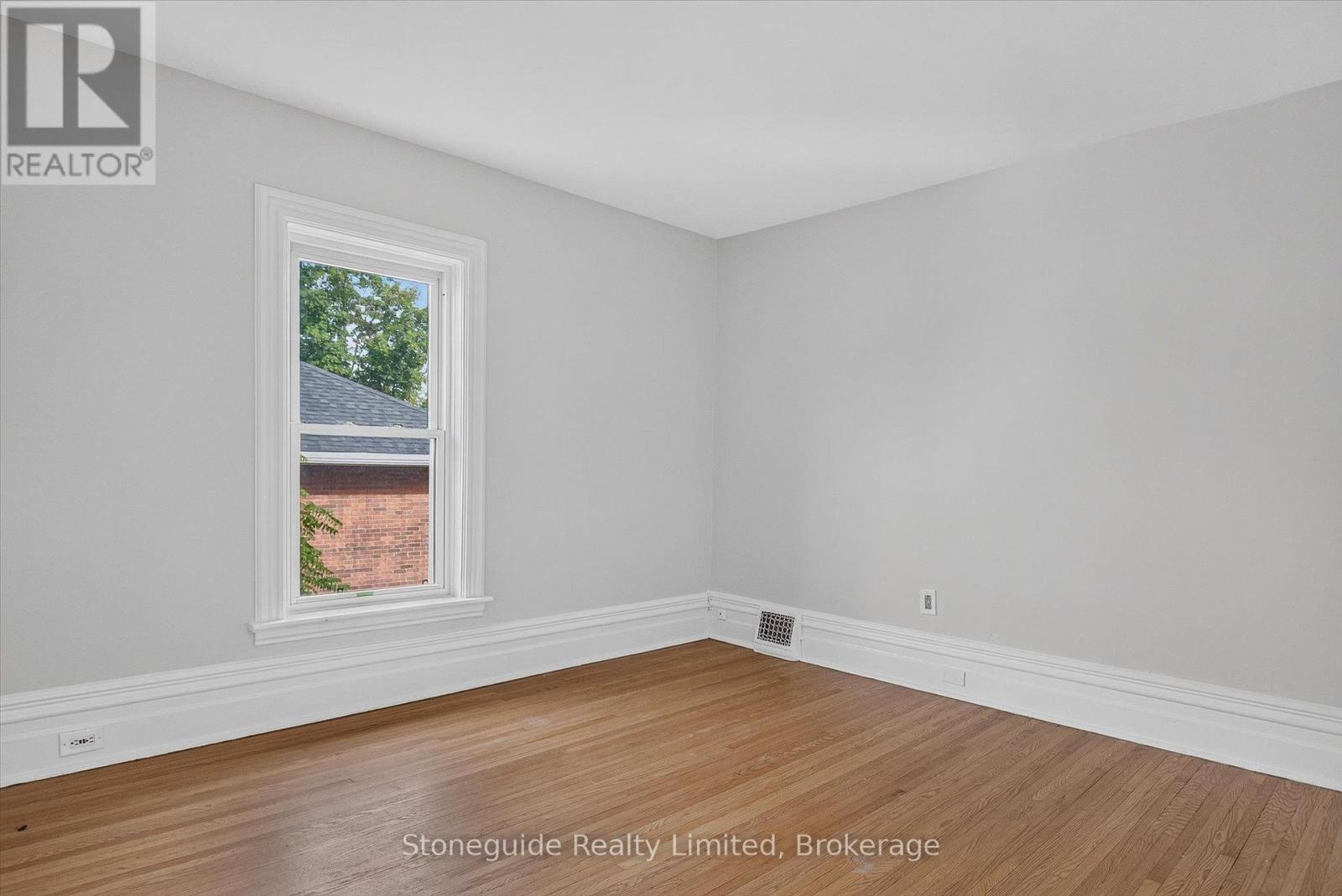 540 Charlotte Street, Peterborough (Town Ward 3), Ontario  K9J 2W5 - Photo 14 - X13787104