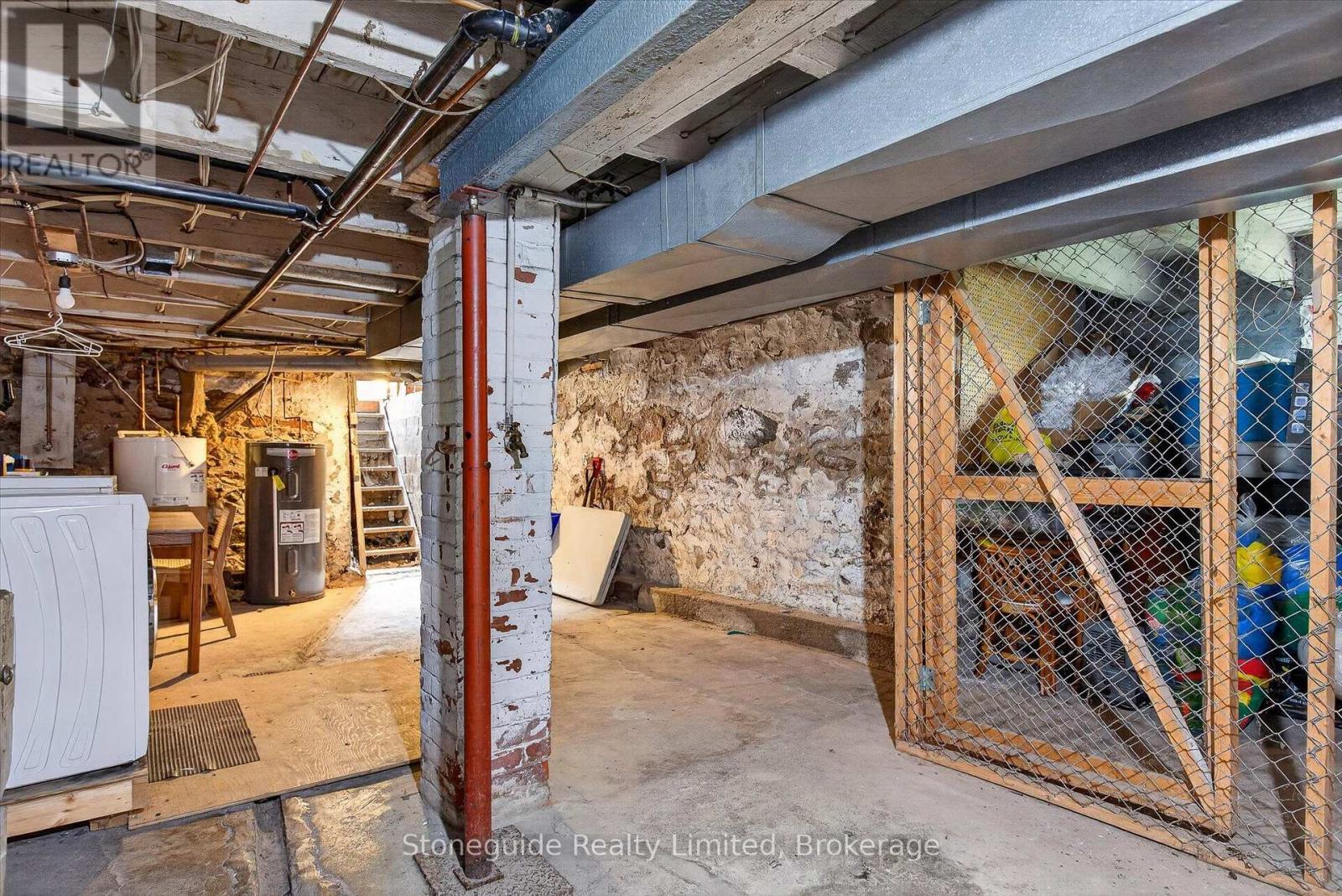 540 Charlotte Street, Peterborough (Town Ward 3), Ontario  K9J 2W5 - Photo 46 - X13787104