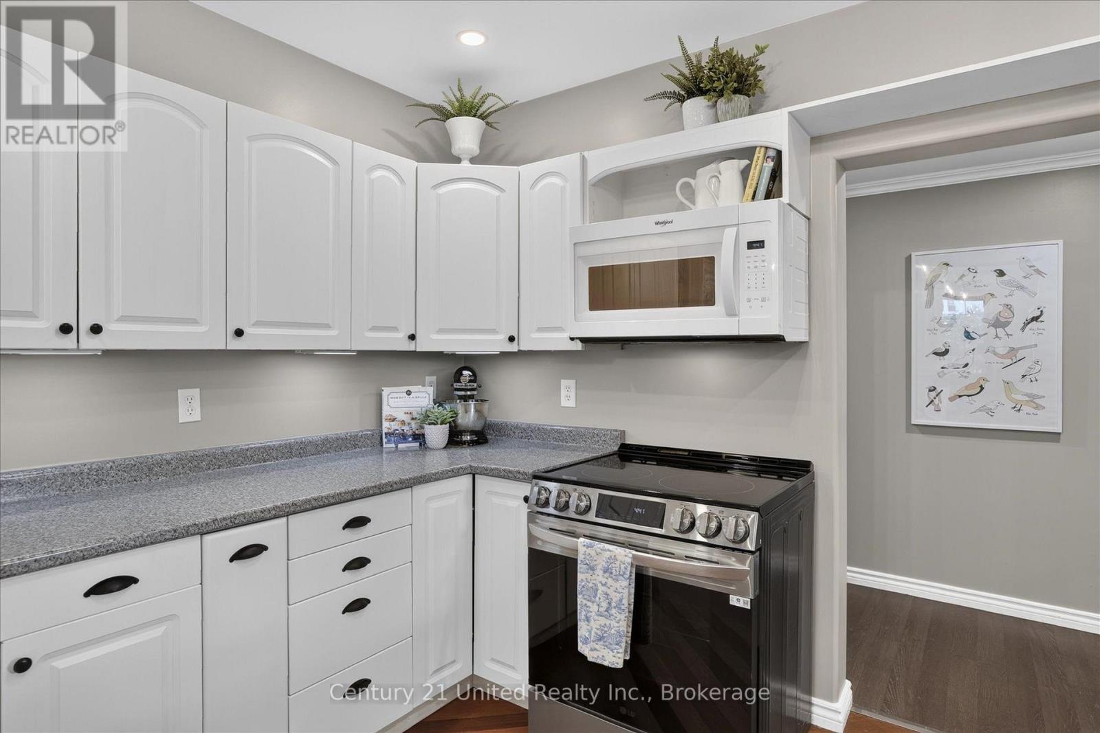 759 Hurley Street, Peterborough (Otonabee Ward 1), Ontario  K9J 3B1 - Photo 19 - X13788098