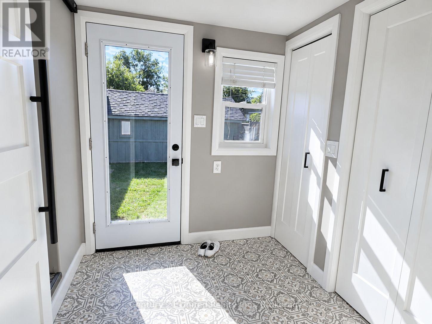 759 Hurley Street, Peterborough (Otonabee Ward 1), Ontario  K9J 3B1 - Photo 35 - X13788098