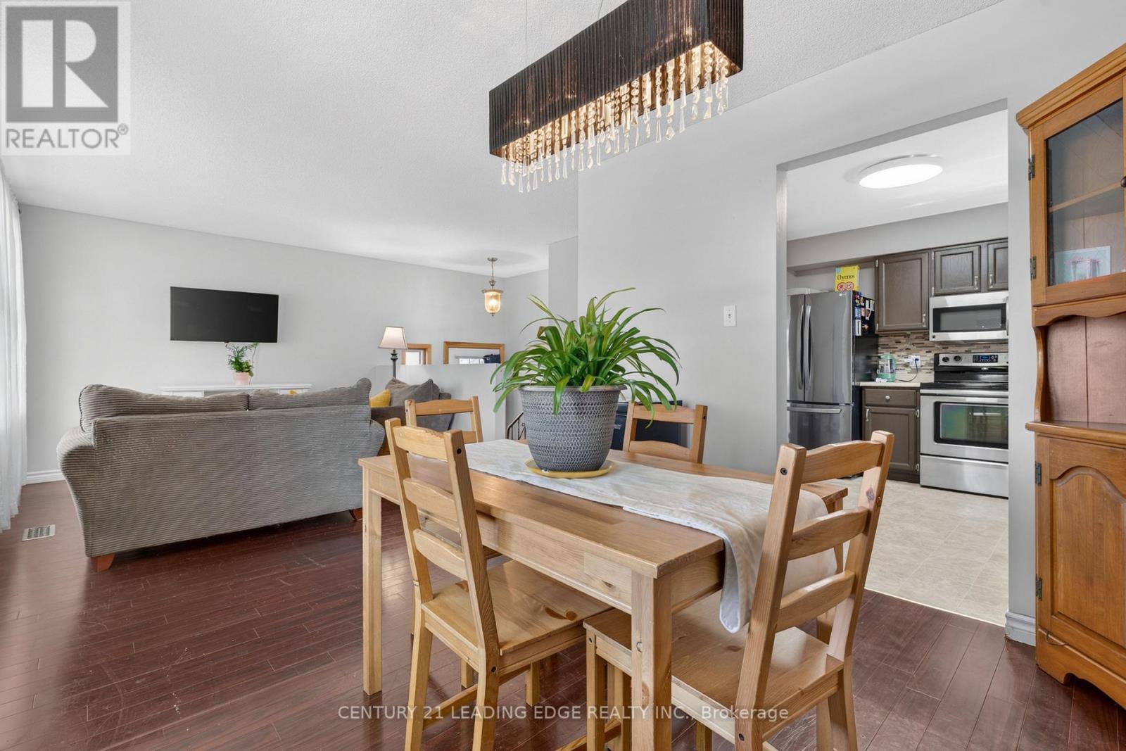 248 Victoria Avenue N, Kawartha Lakes (Lindsay), Ontario  K9V 4H1 - Photo 11 - X13788104