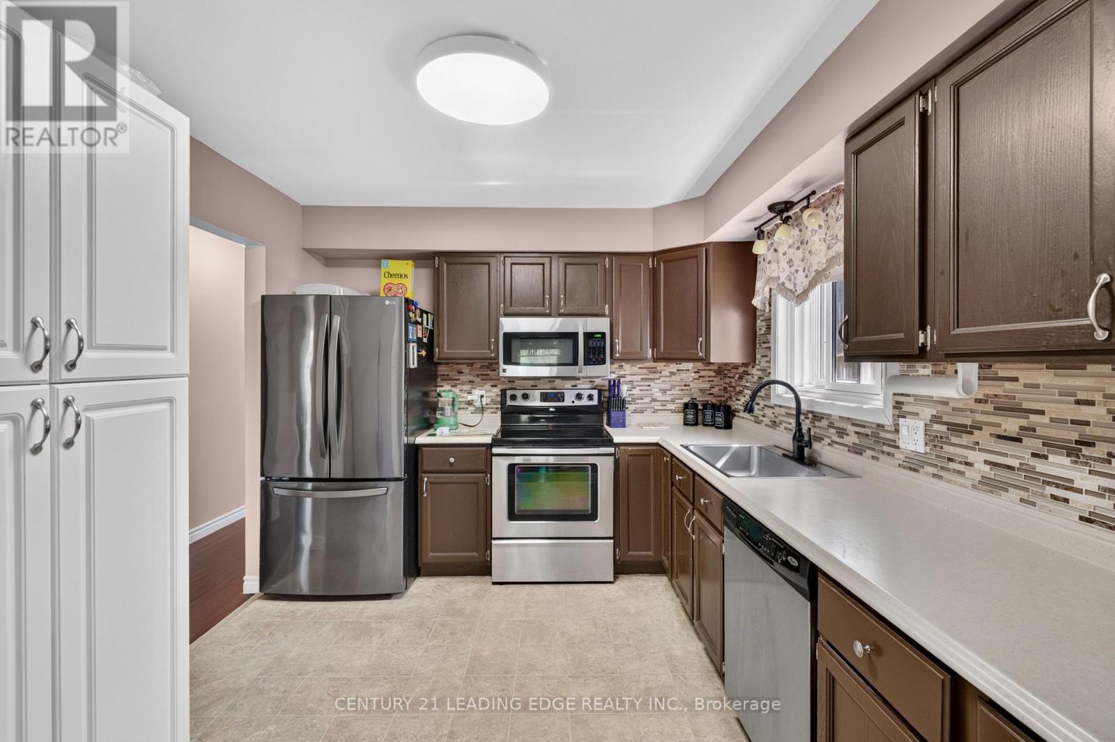 248 Victoria Avenue N, Kawartha Lakes (Lindsay), Ontario  K9V 4H1 - Photo 12 - X13788104