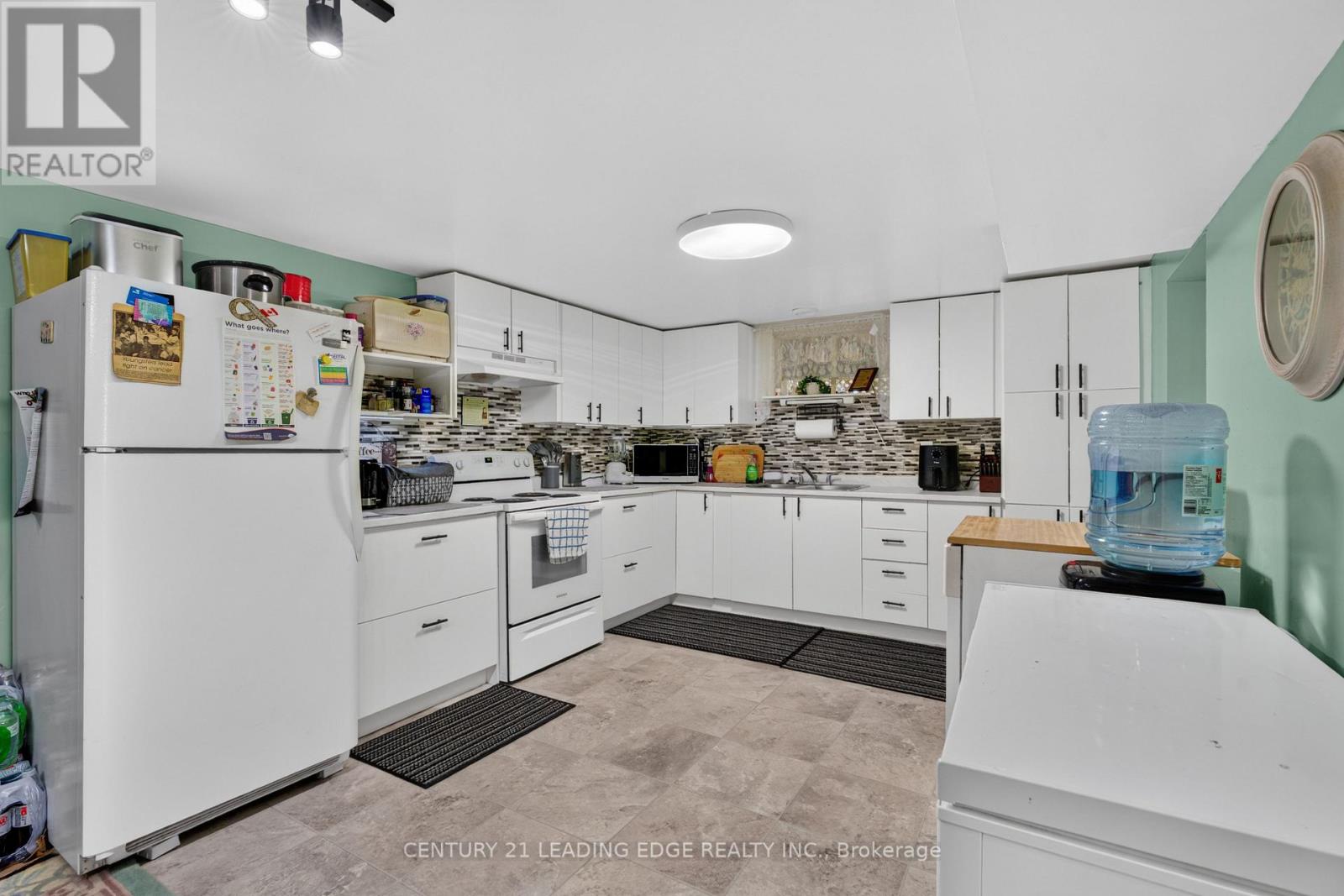 248 Victoria Avenue N, Kawartha Lakes (Lindsay), Ontario  K9V 4H1 - Photo 35 - X13788104