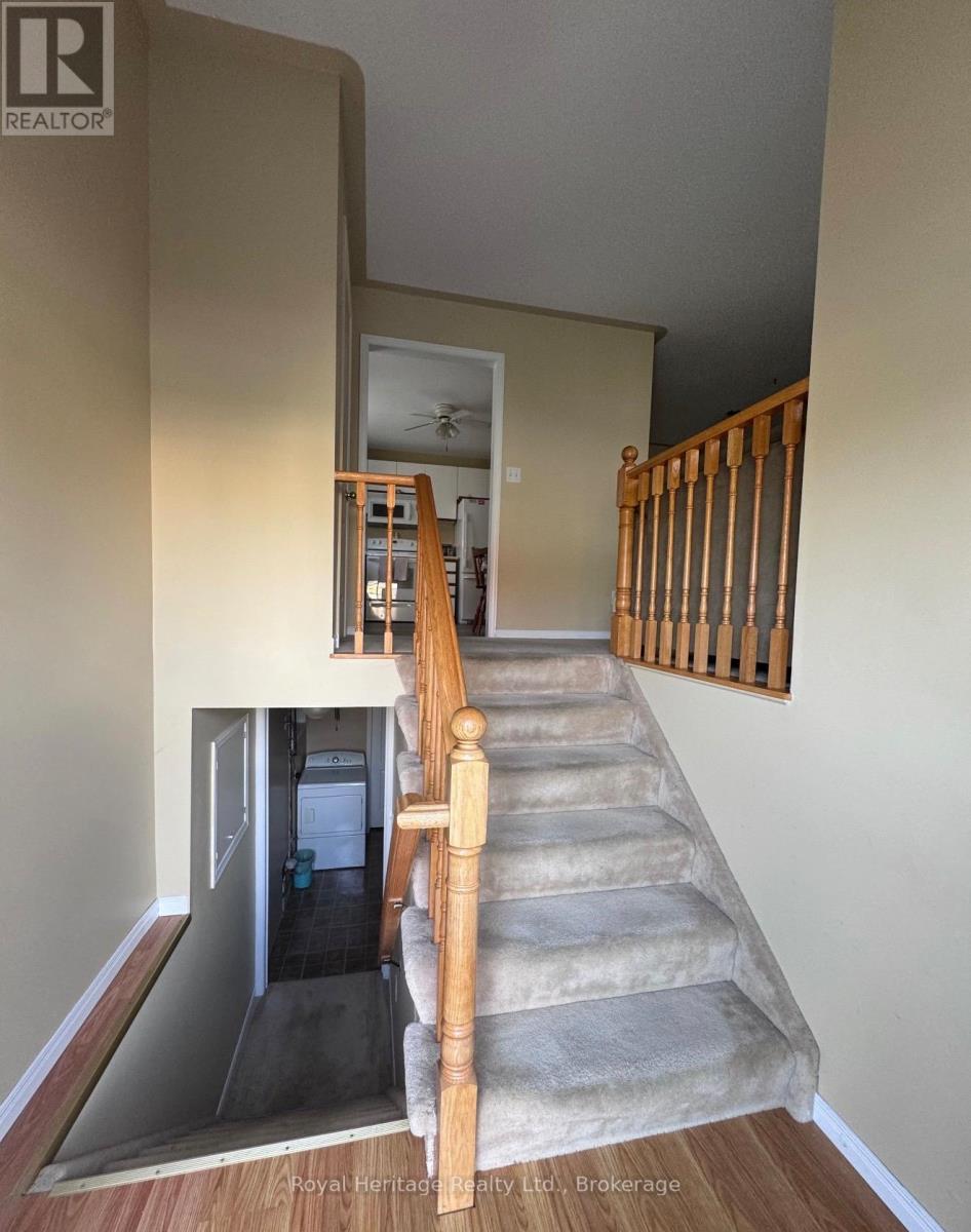 7 Lang Court, Kawartha Lakes (Lindsay), Ontario  K9V 6E5 - Photo 3 - X13788880