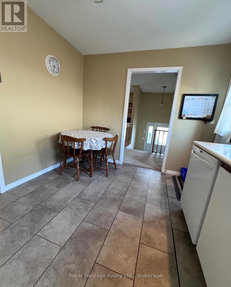 7 Lang Court, Kawartha Lakes (Lindsay), Ontario  K9V 6E5 - Photo 5 - X13788880