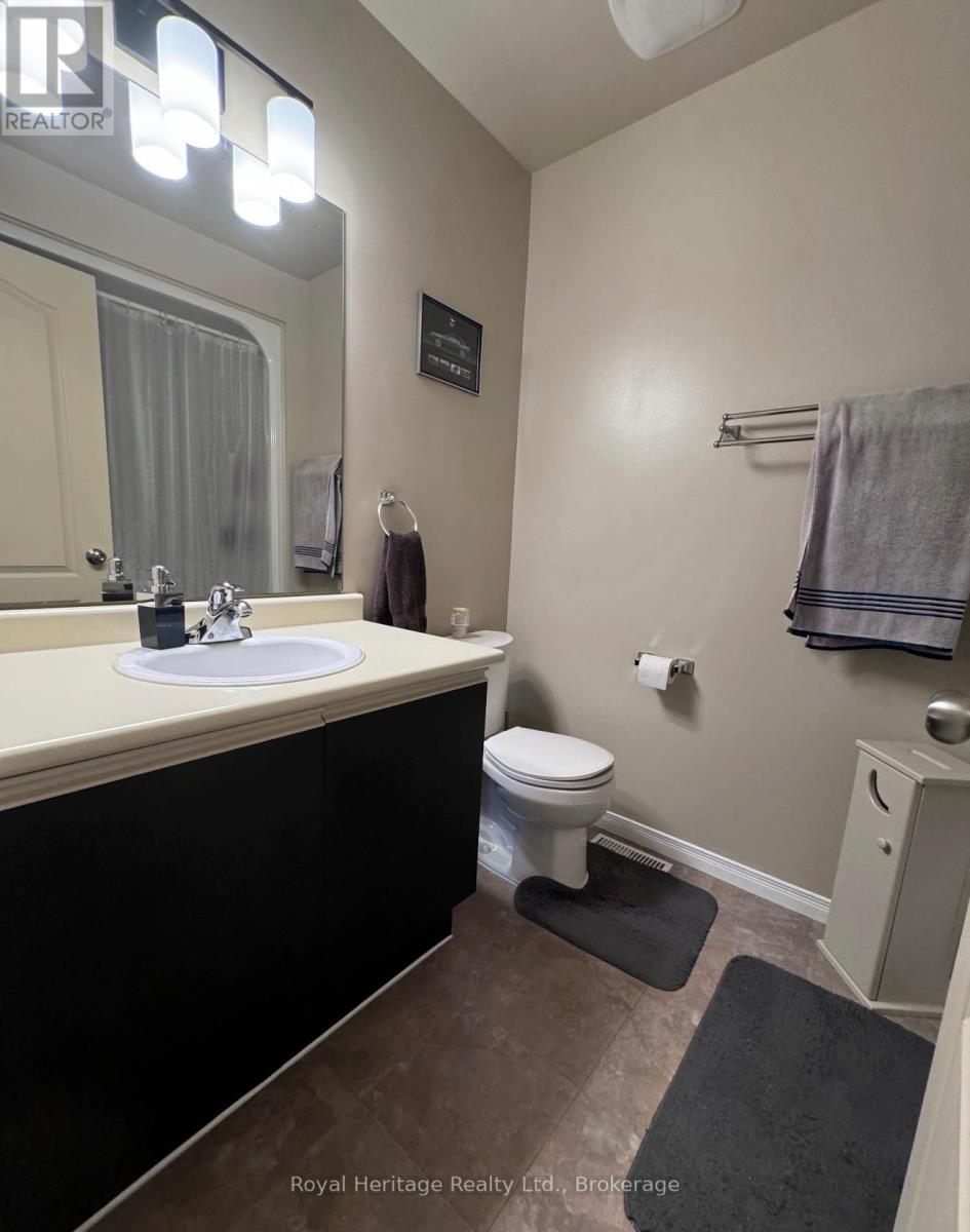 7 Lang Court, Kawartha Lakes (Lindsay), Ontario  K9V 6E5 - Photo 8 - X13788880