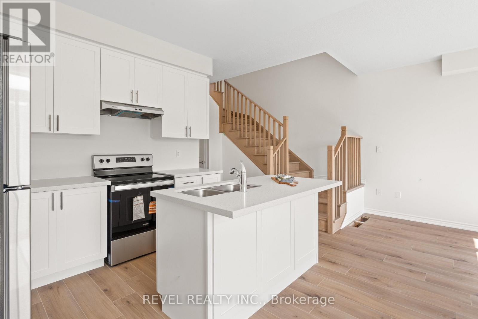 38 Hickey Lane, Kawartha Lakes (Lindsay), Ontario  K9V 1T9 - Photo 7 - X13789668
