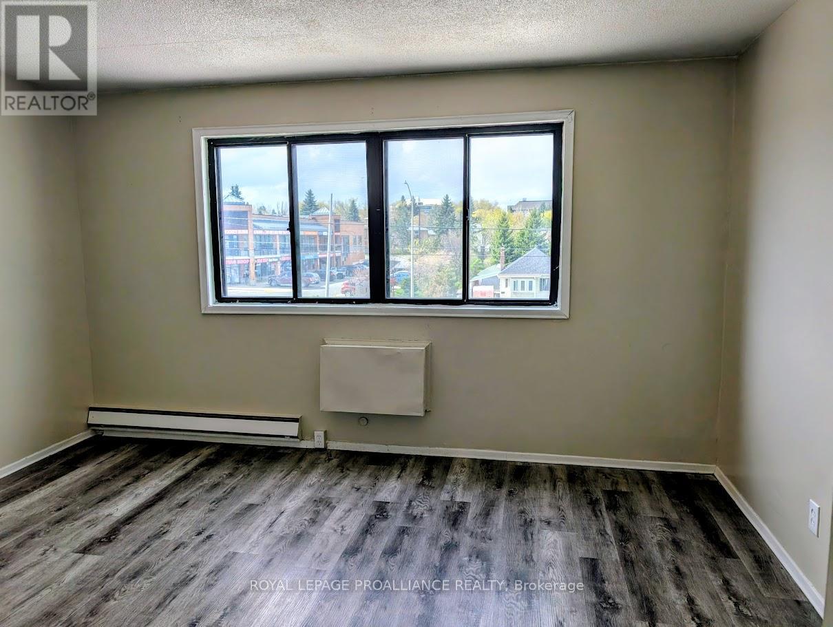 27 - 1837 Lansdowne Street W, Peterborough (Otonabee Ward 1), Ontario  K9K 1R4 - Photo 4 - X13789820