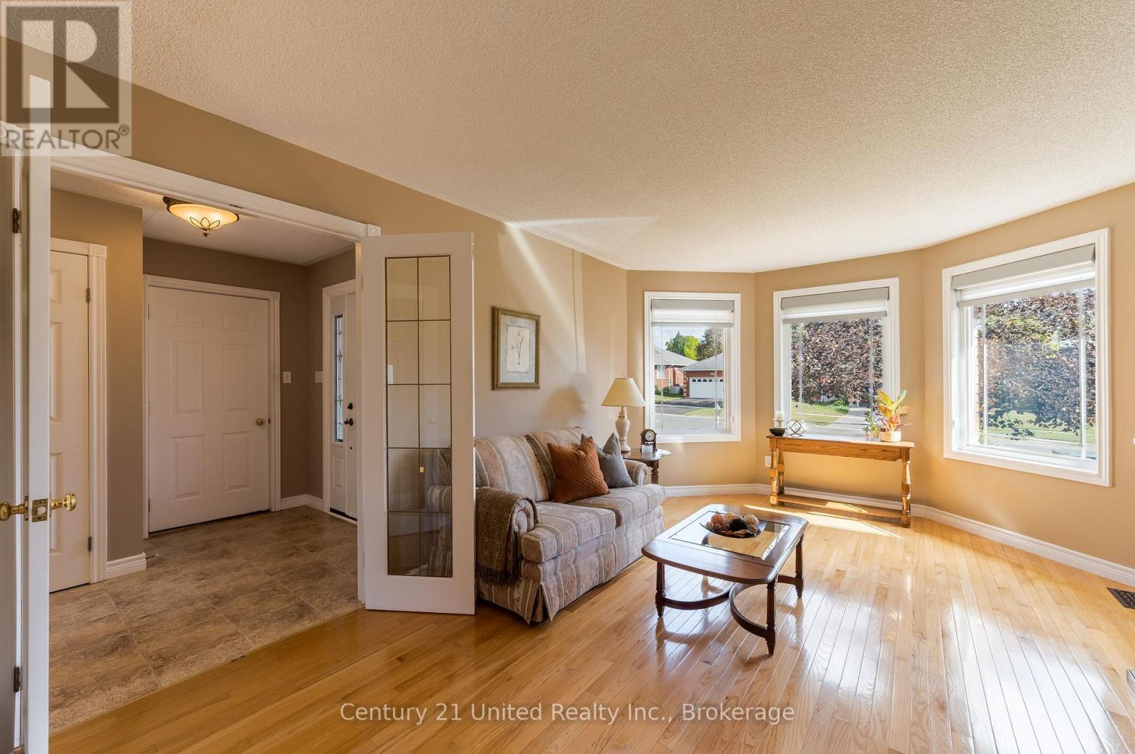 1441 Hetherington Drive, Peterborough (Northcrest Ward 5), Ontario  K9L 1Y7 - Photo 6 - X13790614