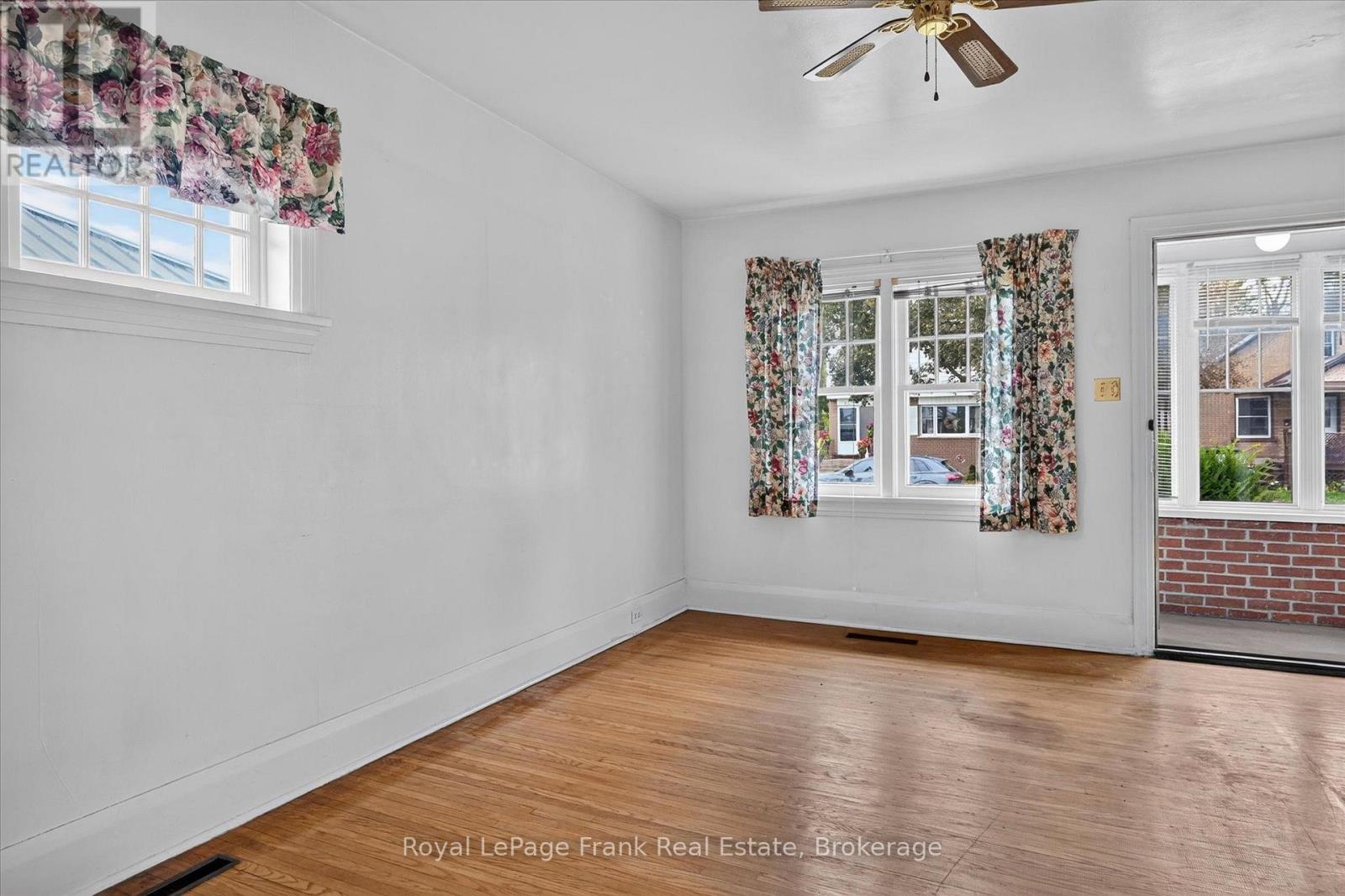 466 Edison Avenue, Peterborough (Otonabee Ward 1), Ontario  K9J 4G3 - Photo 10 - X13790840